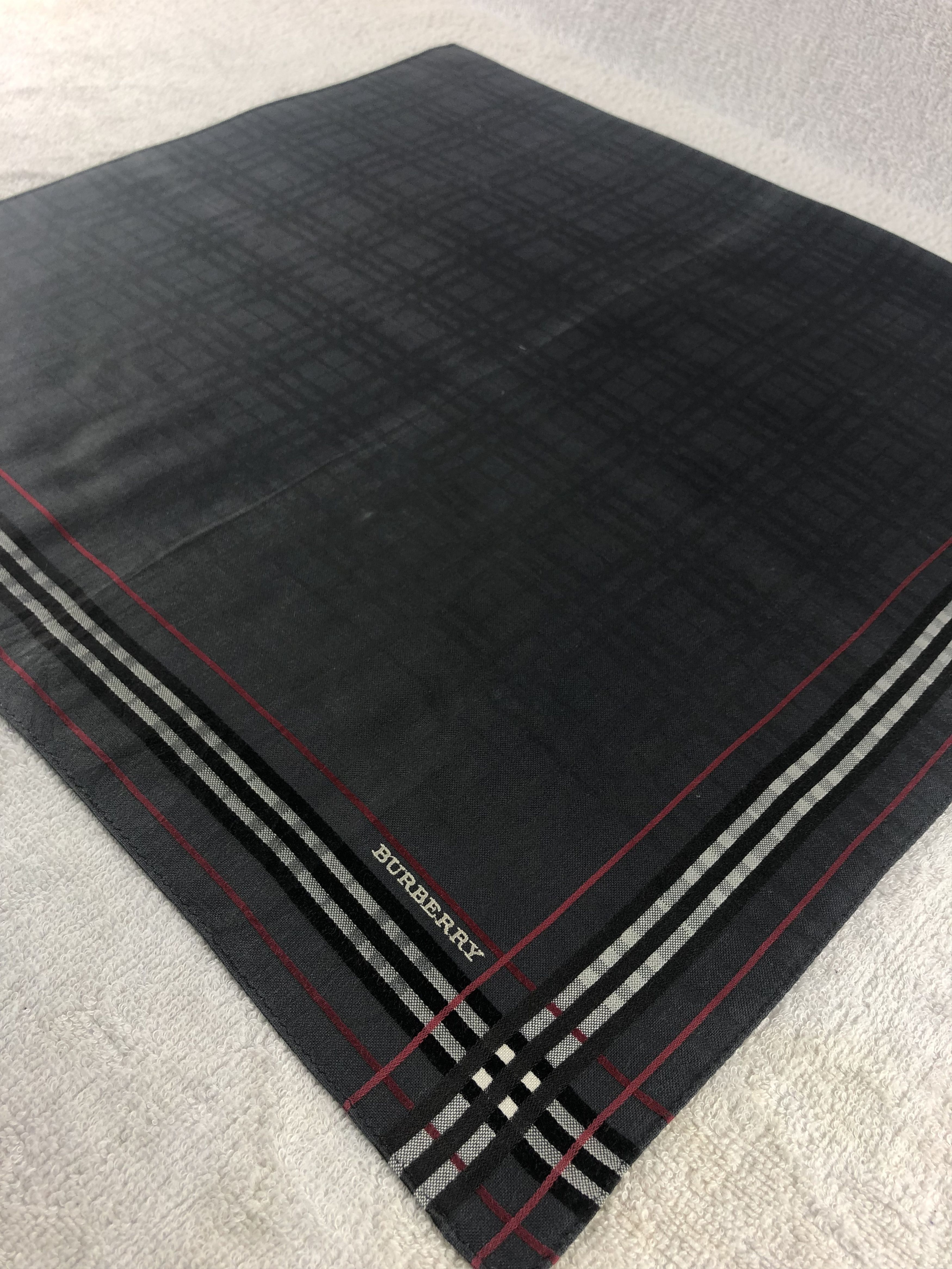 Burberry Burberry Handkerchief / Bandana / Neckerchief Size ONE SIZE - 4 Thumbnail