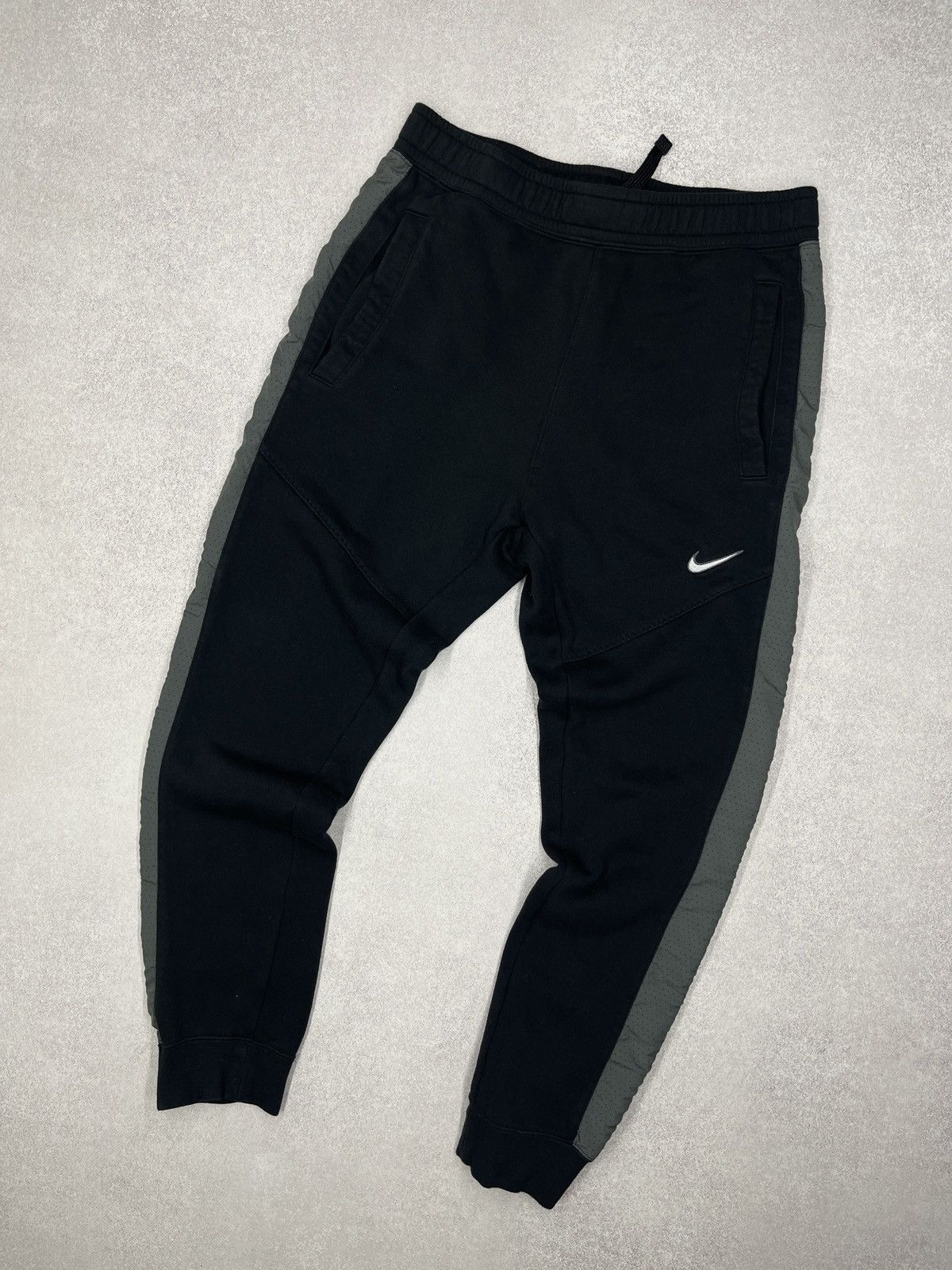 Nike Mens Nike NSW Black Sweatpants Jogger Y2K TECH ACG Size M Size US 32 / EU 48 - 1 Thumbnail