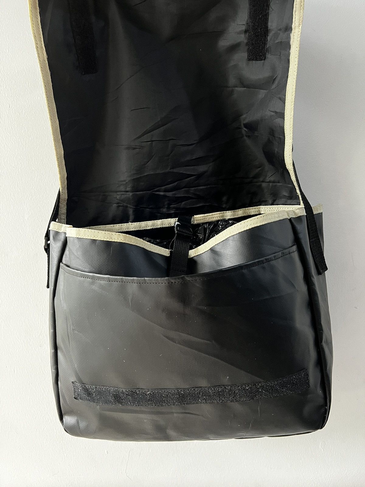 Japanese Brand Real Design Sling Shoulder Tarpaulin Messenger Size ONE SIZE - 6 Thumbnail