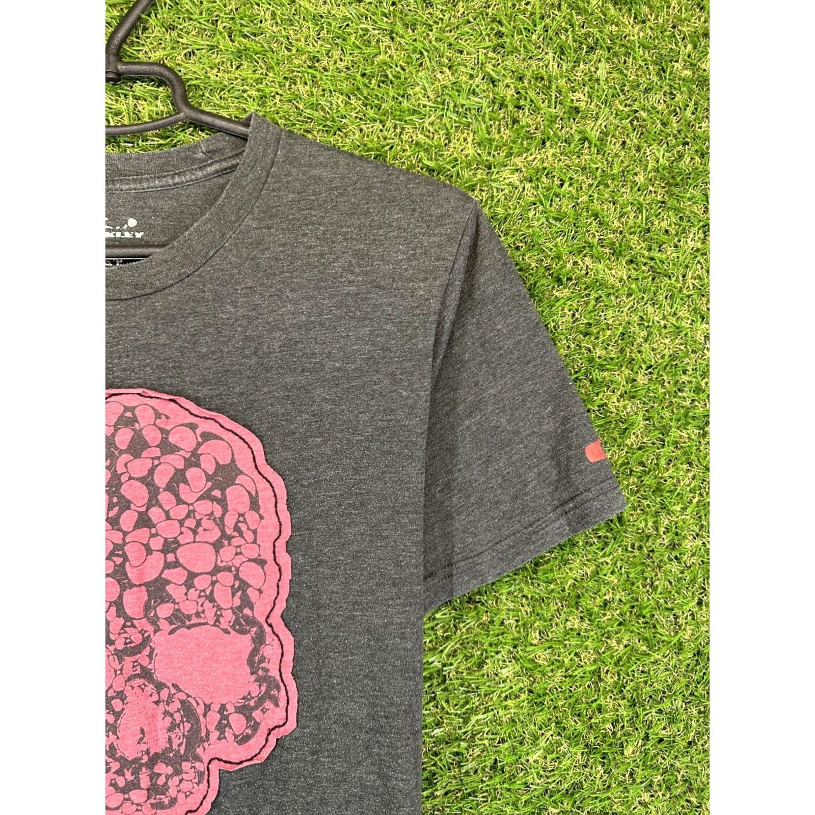 Oakley OAKLEY Skull Original Men Casual Shirt T-Shirt Tee Jersey Size S Gray Regular Men's Short Sleeve Jersey Logo Decade Skull Theme Shirt Size US S / EU 44-46 / 1 - 4 Thumbnail