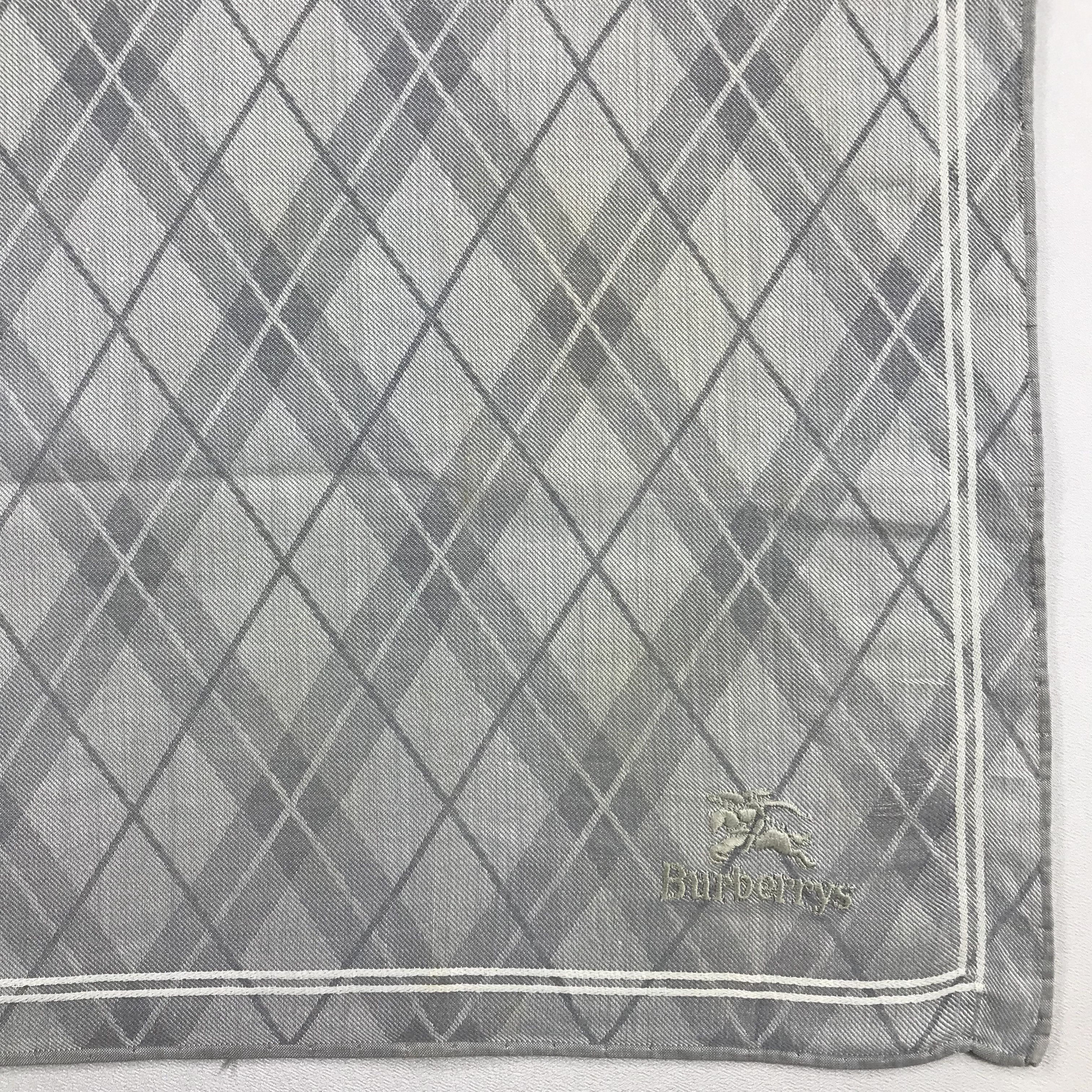 Burberry Burberry Handkerchief / Bandana / Neckerchief C561 Size ONE SIZE - 5 Thumbnail