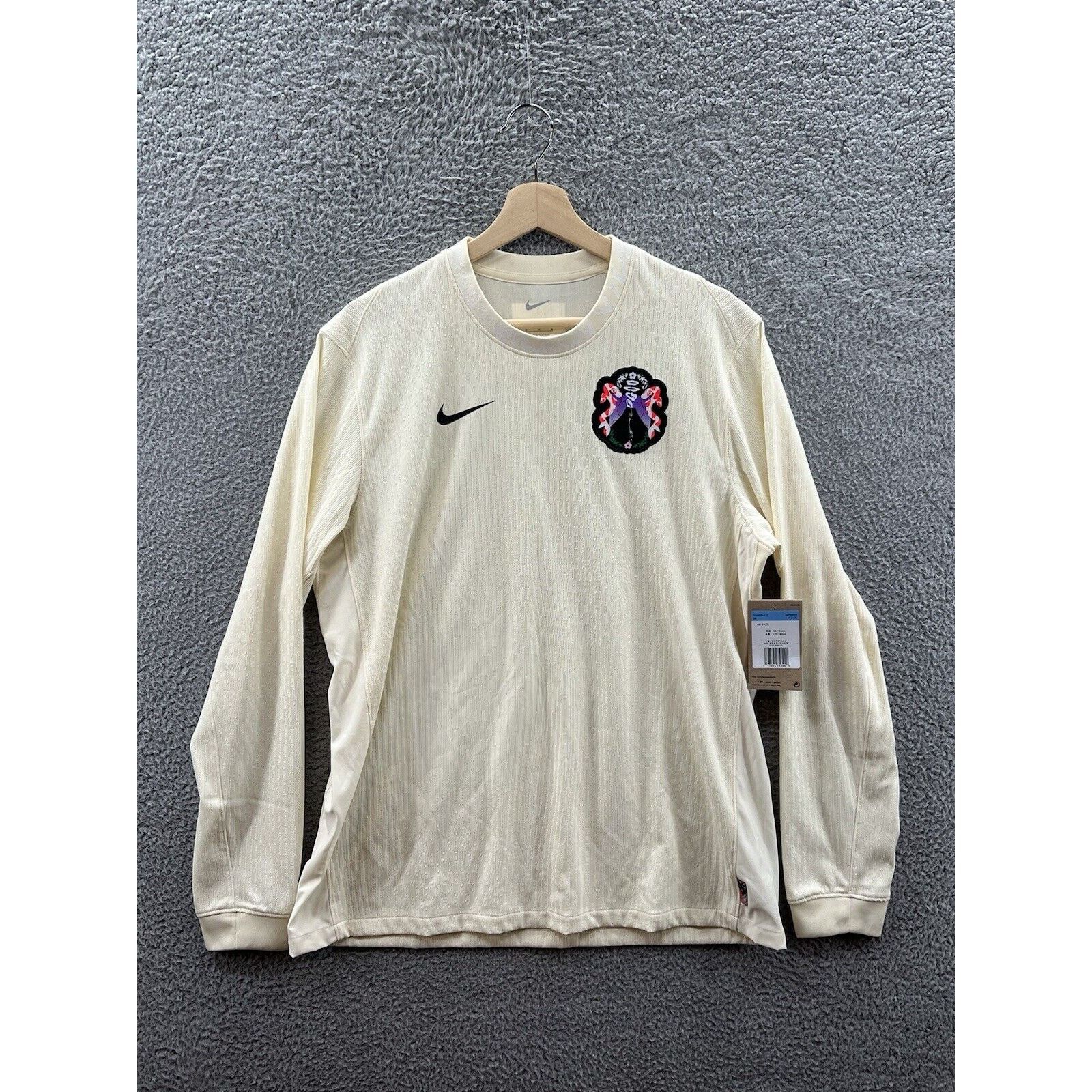 Nike SB Mens Dri-Fit Knit Skate Jersey – Extra Butter