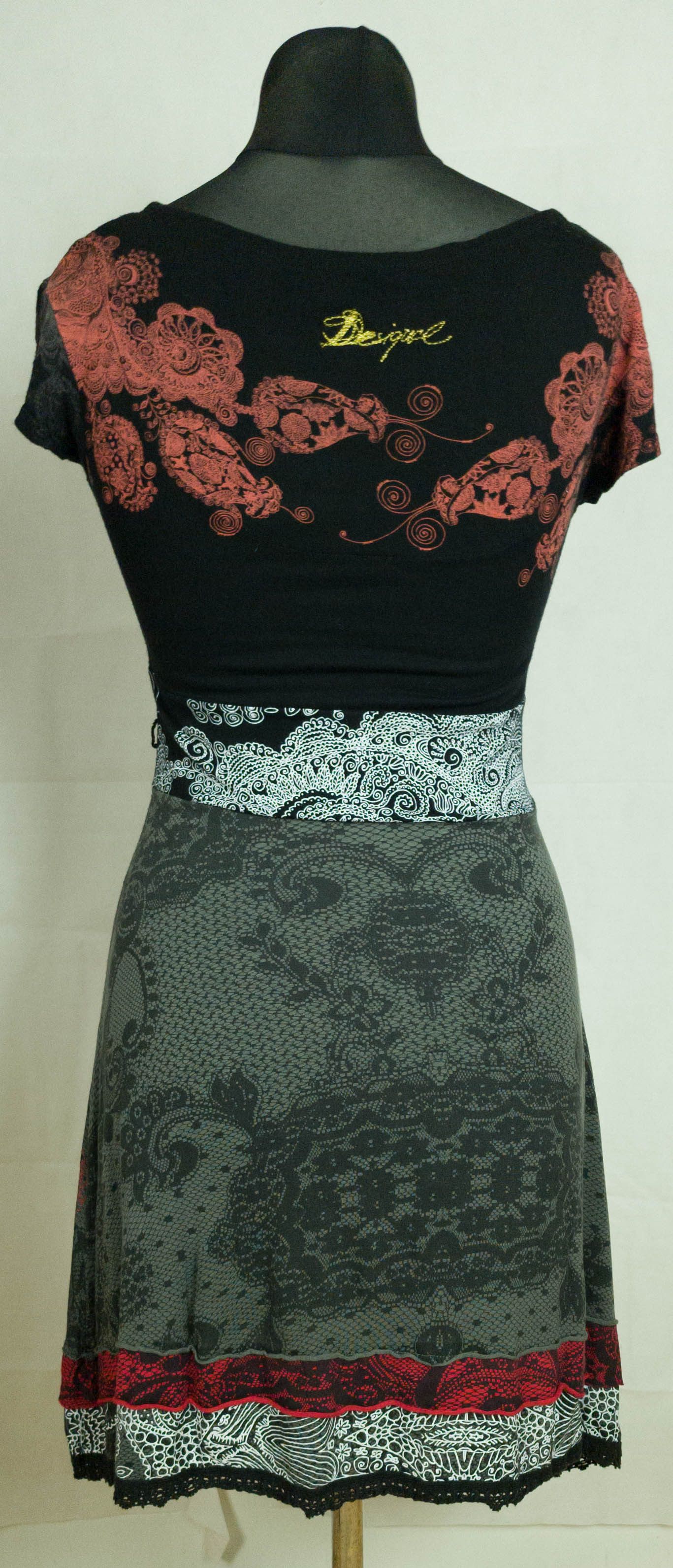 Desigual Desigual womens dress viscose size M vgc Size M / US 6-8 / IT 42-44 - 2 Thumbnail