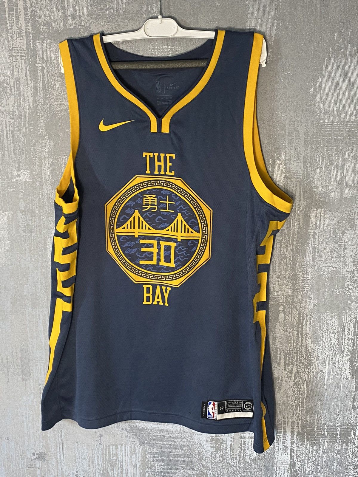 image of Made In USA x NBA Golden State Warriors Nike Jersey Nba Curry 30 in Grey, Men's (Size XL)