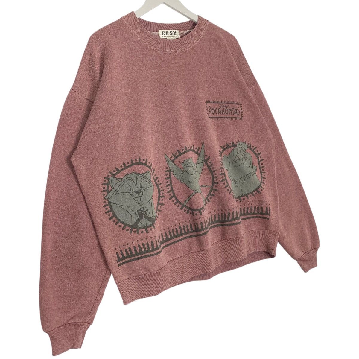 Vintage Vintage Disney Pocahontas Sweatshirt Crewneck Pink Size L Size US L / EU 52-54 / 3 - 3 Thumbnail