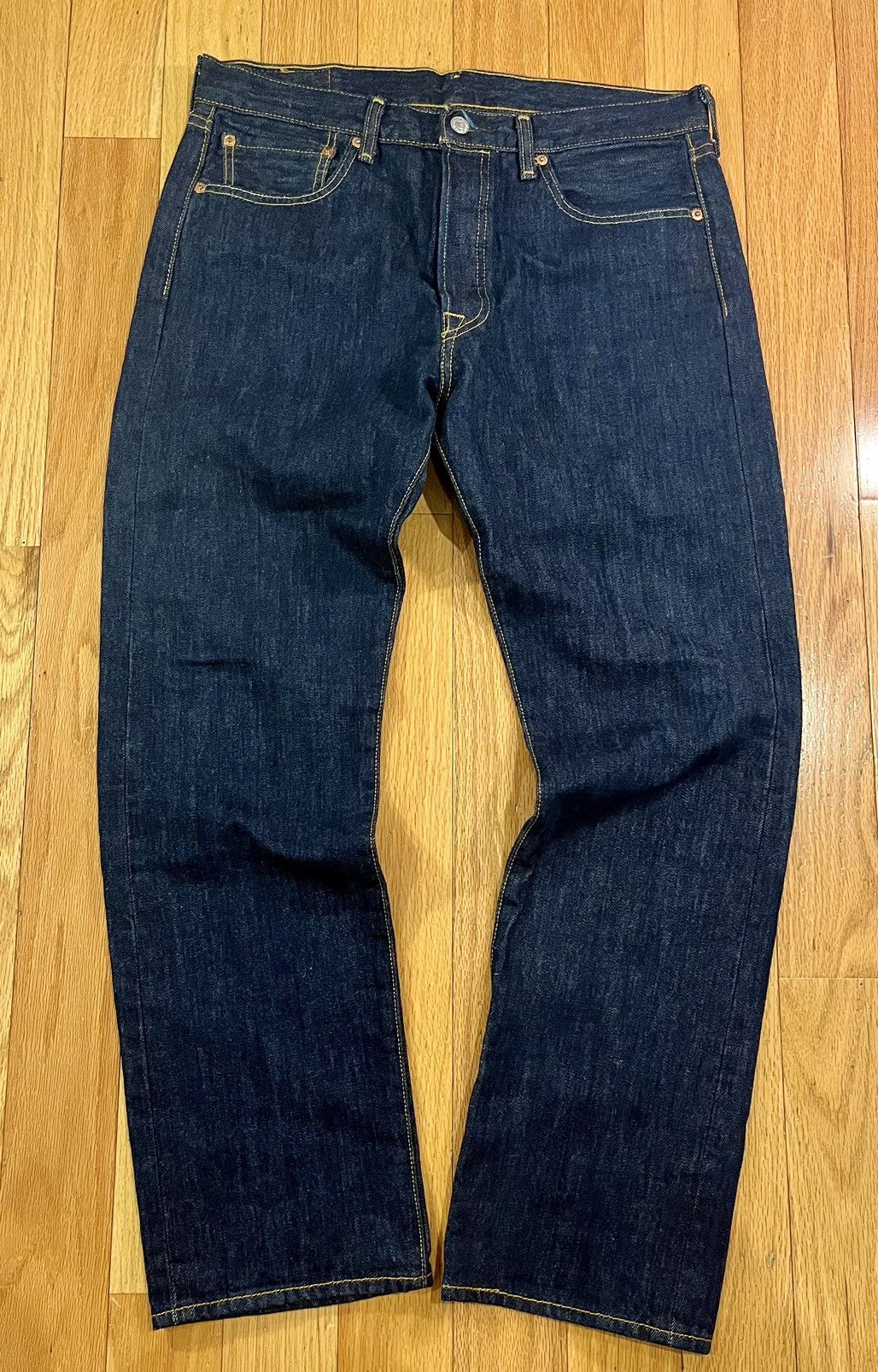 Levi's 2000s Levi’s Navy Denim 501 33/30 Button Fly Size US 33 - 1 Thumbnail