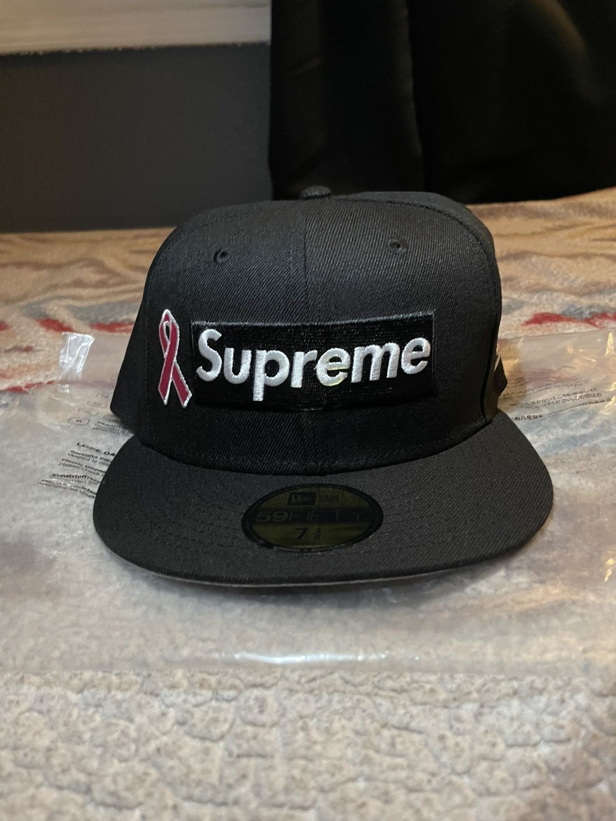 Supreme Supreme Box Logo Breast Cancer Fitted Hat 7 3/8 Size ONE SIZE - 1 Thumbnail