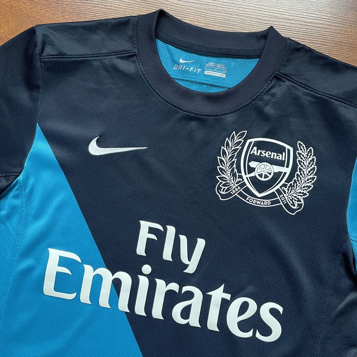 Nike × Vintage ARSENAL NIKE 2011/2012 FOOTBALL AWAY JERSEY #10 VAN PERSIE Size US S / EU 44-46 / 1 - 4 Thumbnail