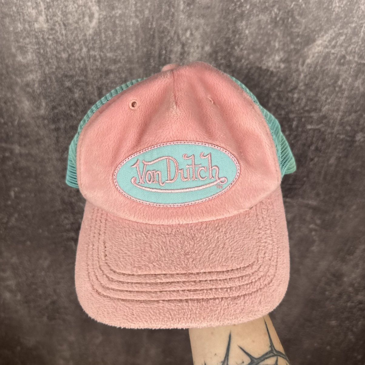Von Dutch RARE Y2K Von Dutch fuzzy towel trucker hat cap pink Size ONE SIZE - 2 Thumbnail
