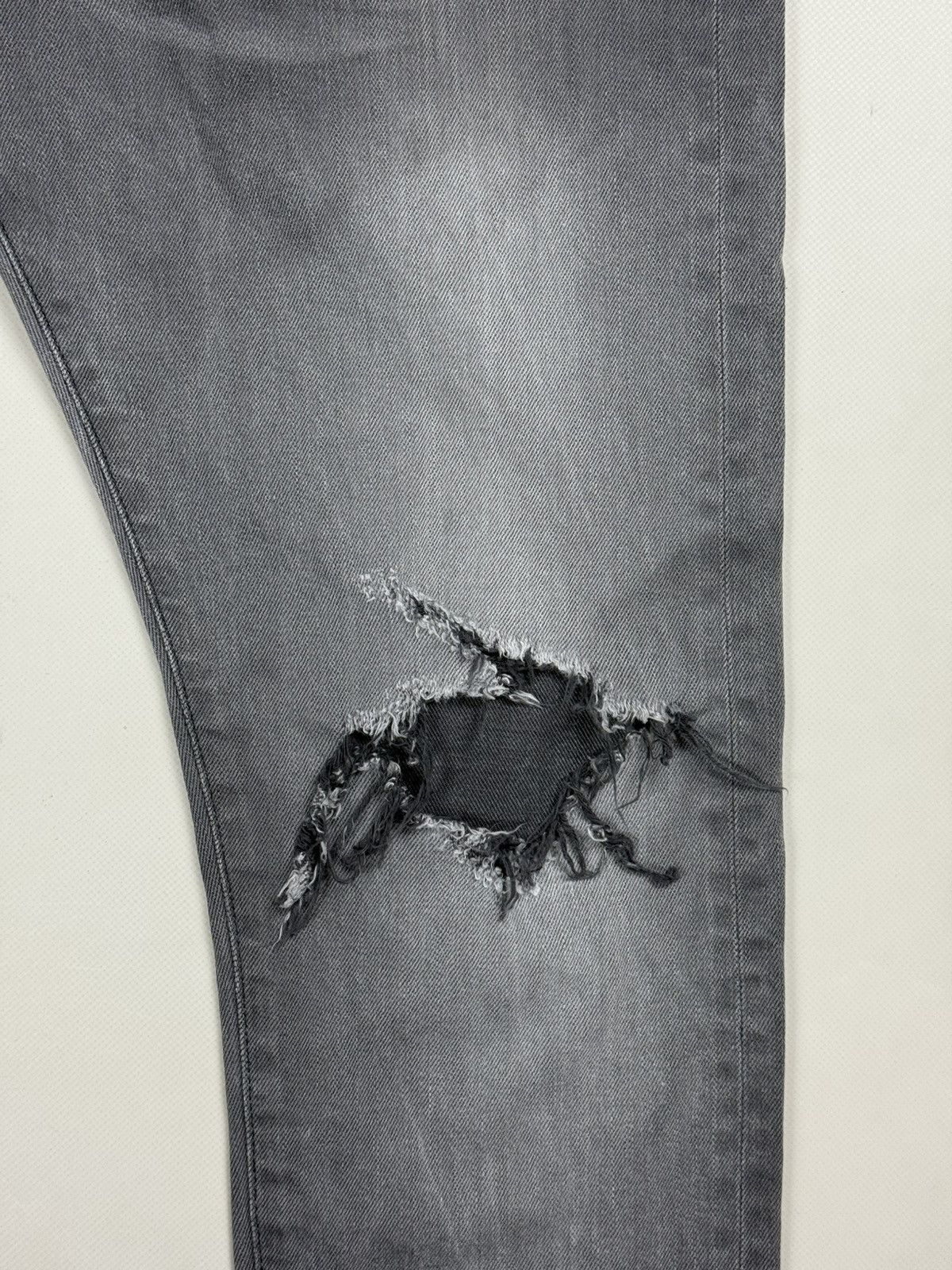 John Elliott John Elliott Men’s Distressed Denim Skinny Jeans Size 31 Size US 31 - 10 Thumbnail