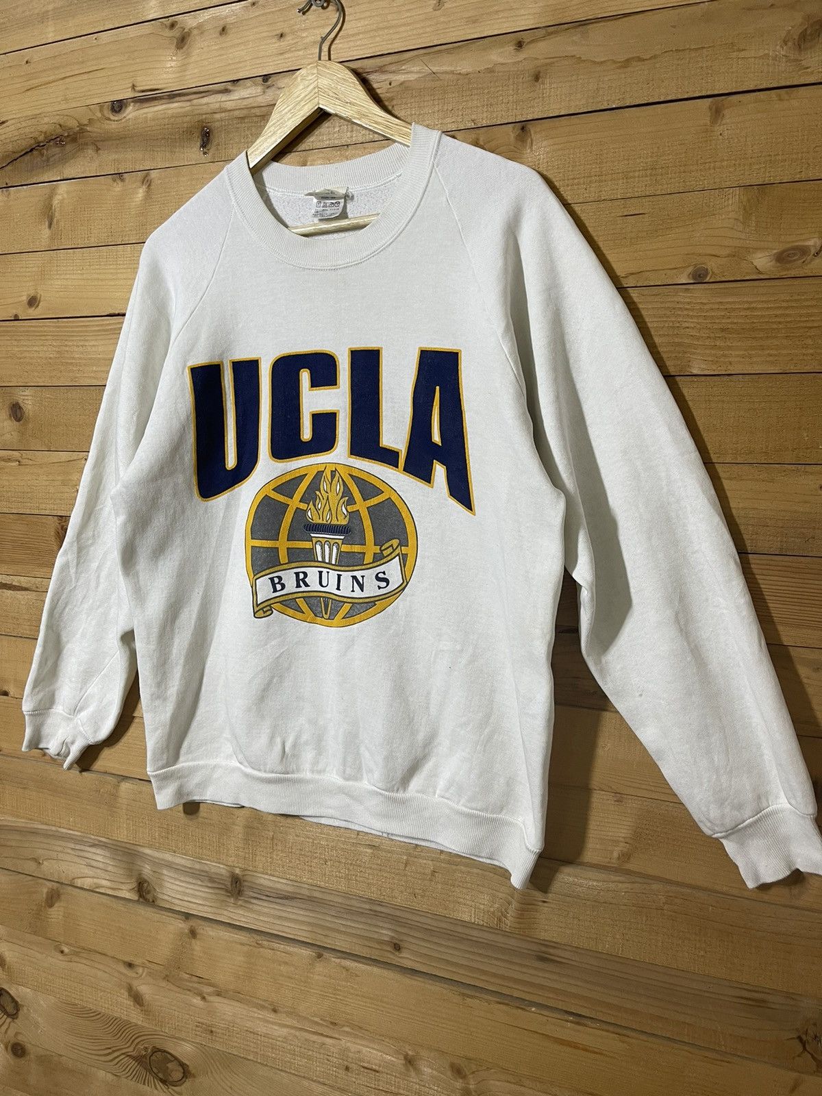 Vintage Vintage ucla bruins sweatshirt Size US M / EU 48-50 / 2 - 2 Thumbnail