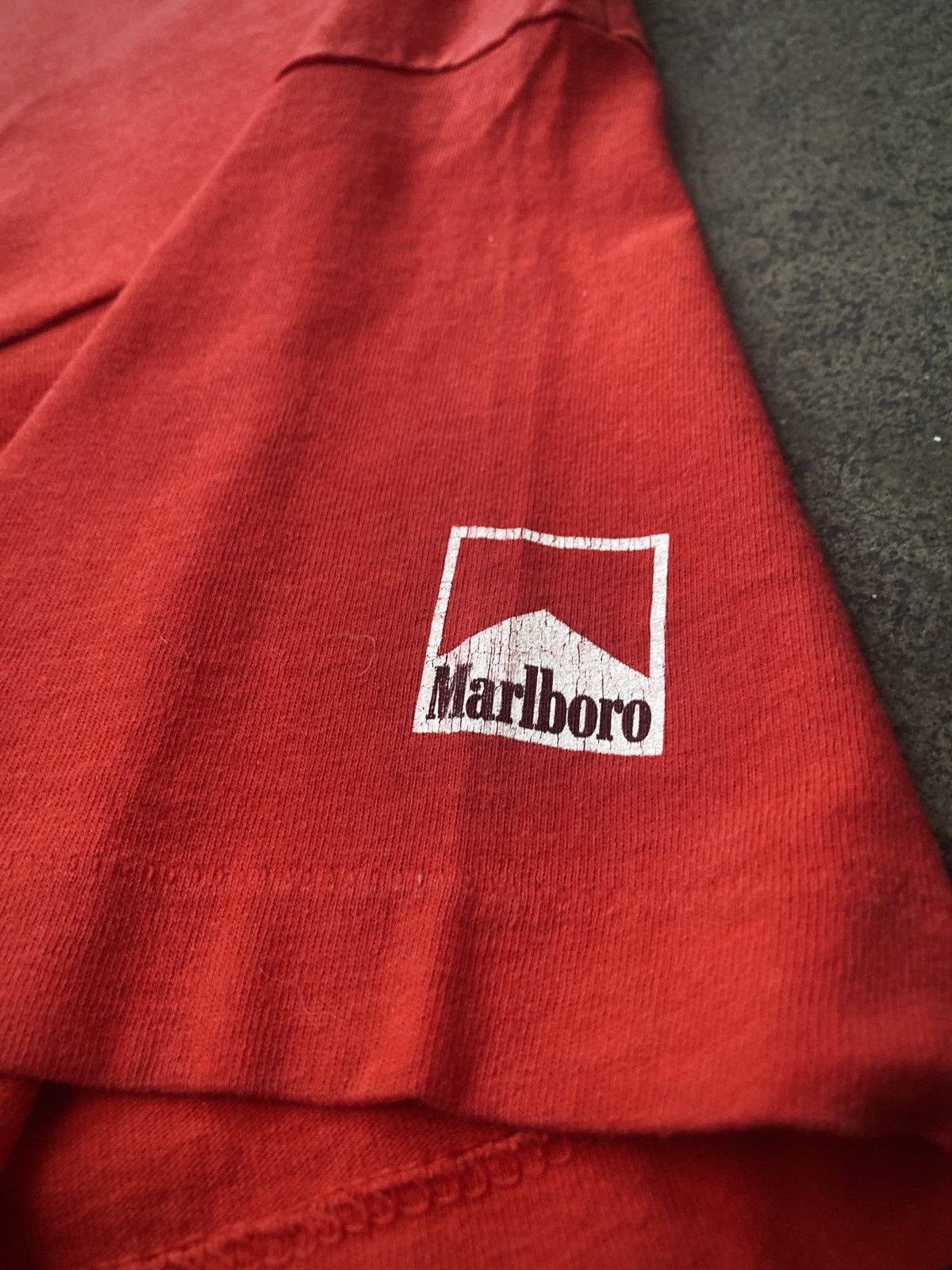 Marlboro × Marlboro Adventure Team × Marlboro Unlimited Vintage 80s Marlboro Spellout Pocket Tee Size US XL / EU 56 / 4 - 9 Thumbnail