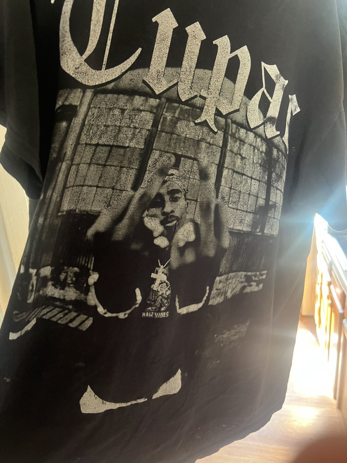 Other Vintage Tupac Shakur 2Pac Middle Finger shirt black large Size US L / EU 52-54 / 3 - 2 Thumbnail