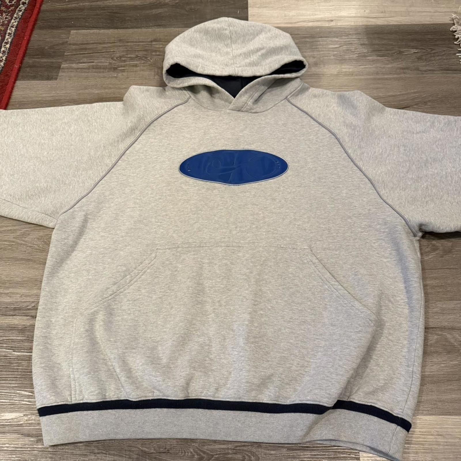 Nike Vintage Nike basketball hoodie 90s L/XL RARE Size US L / EU 52-54 / 3 - 3 Thumbnail