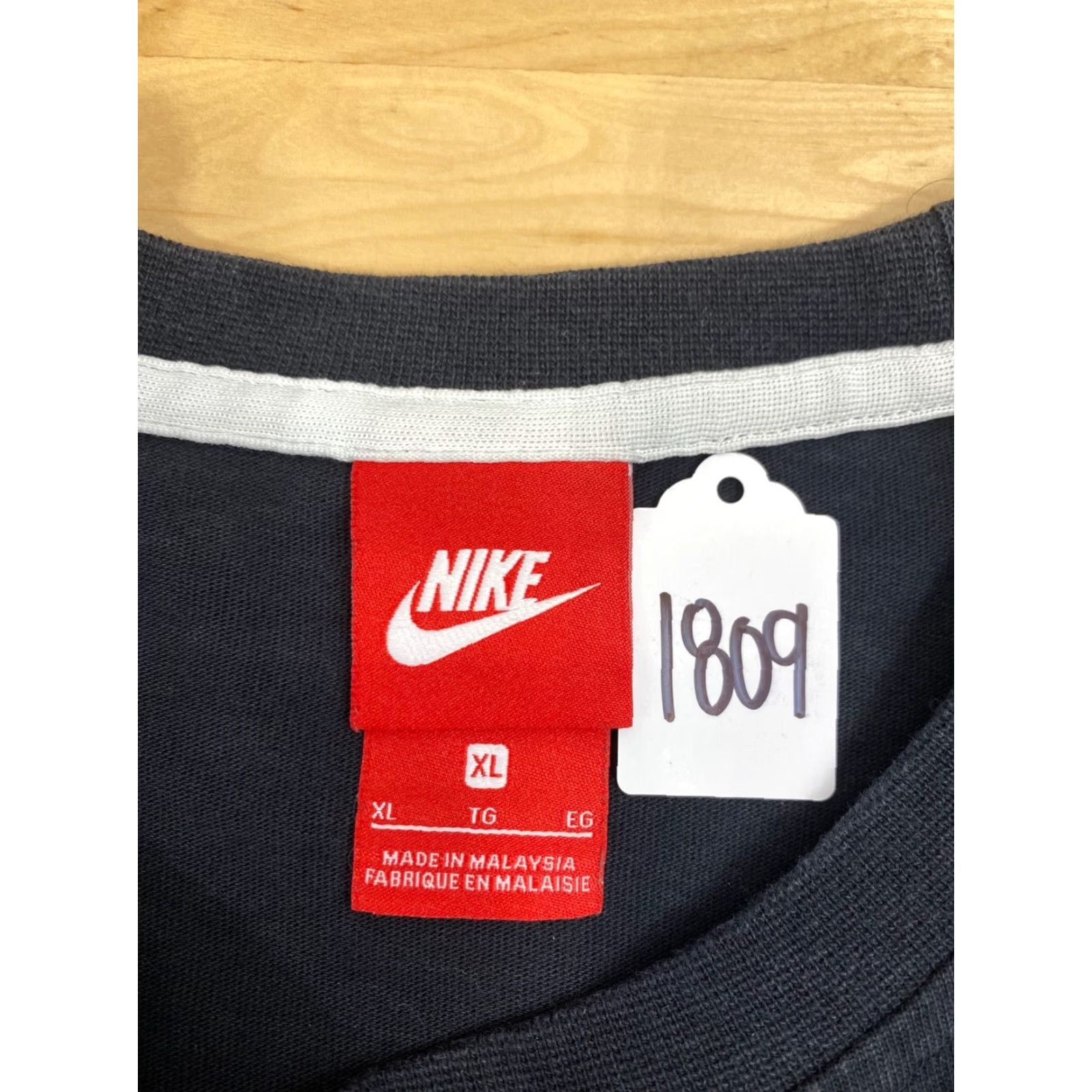 Nike Nike Crop Top Shirt Logo Spelled Out Black Crew Neck XL Women’s Short Sleeve T-Shirt 100% Cotton Casual Size XL / US 12-14 / IT 48-50 - 4 Thumbnail