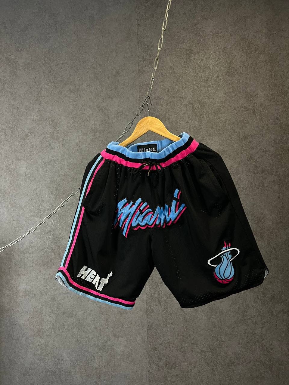 Other Made in USA multicolor shorts Size US 30 / EU 46 - 1 Thumbnail