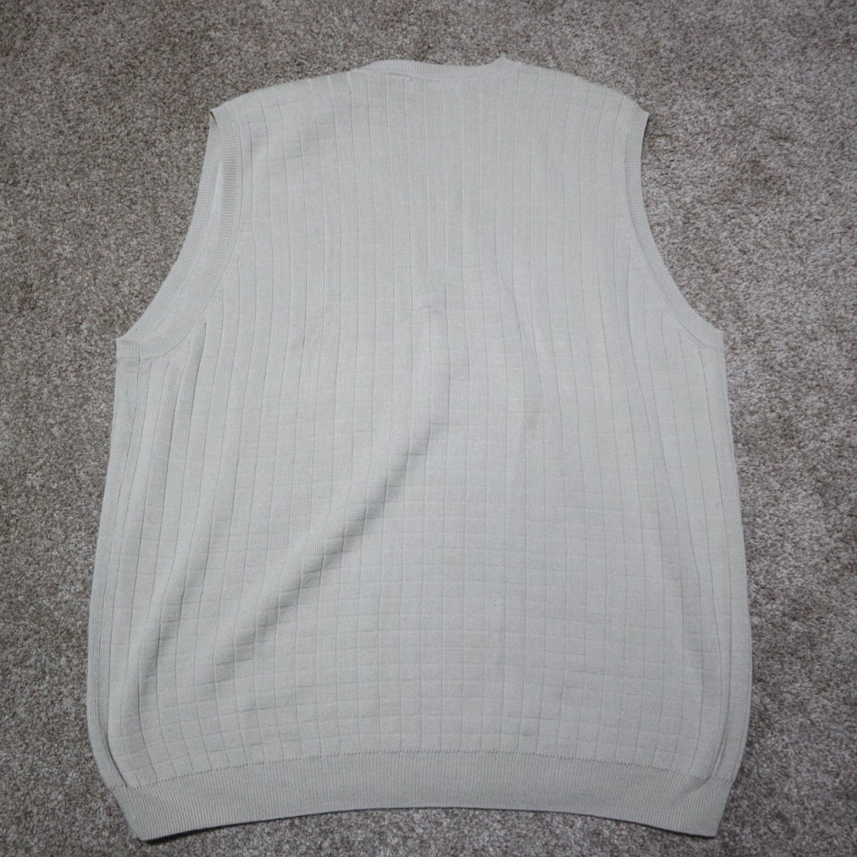 Van Heusen Van Heusen Sweater Vest Shirt Men XL Brown Knit Sleeveless 90s Vintage Size US M / EU 48-50 / 2 - 6 Thumbnail