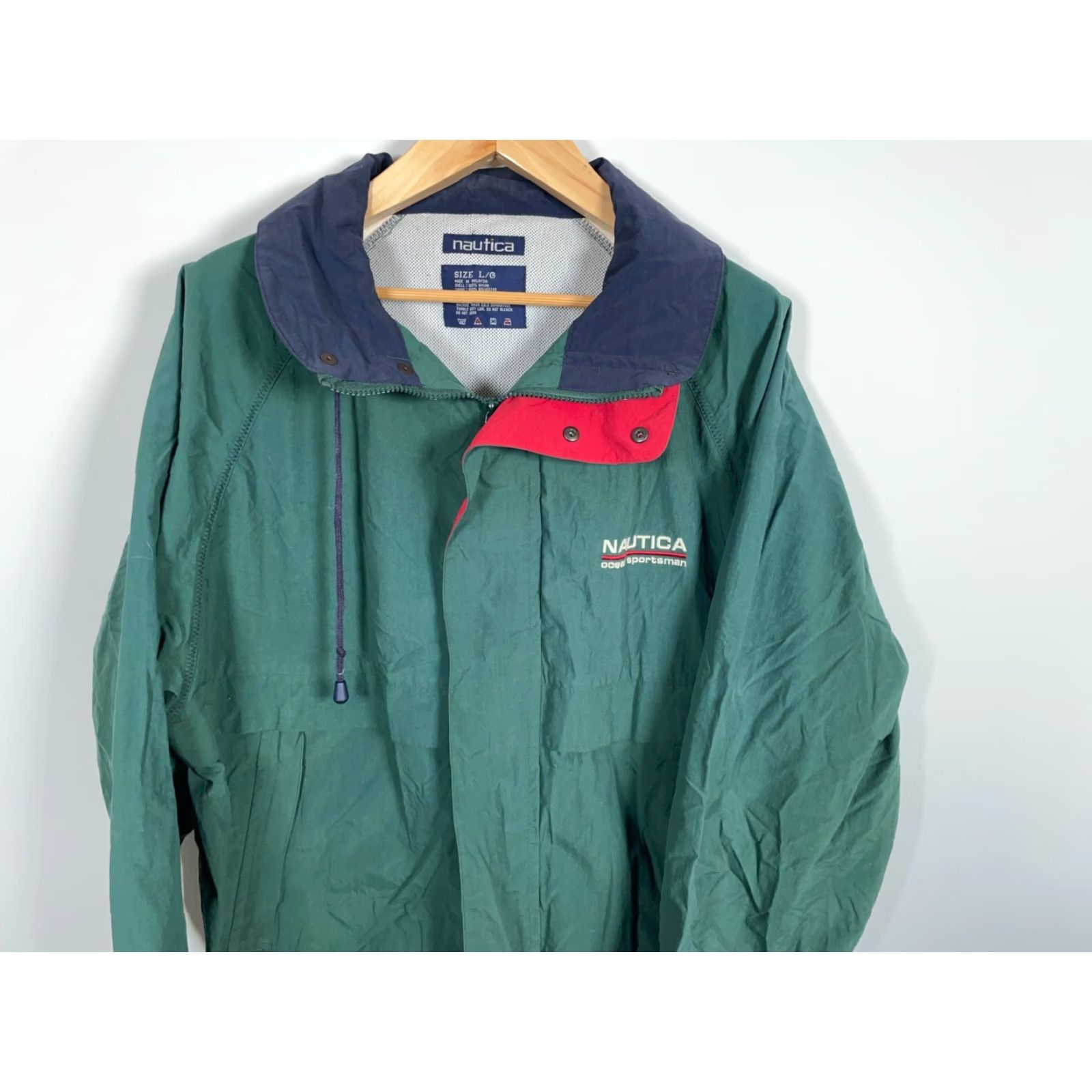 Nautica VINTAGE Nautica Windbreaker Jacket Mens Large Green Nylon Hooded Zip Up - Lightweight, Pockets, Retro Nautical Style Mens Size US L / EU 52-54 / 3 - 4 Thumbnail