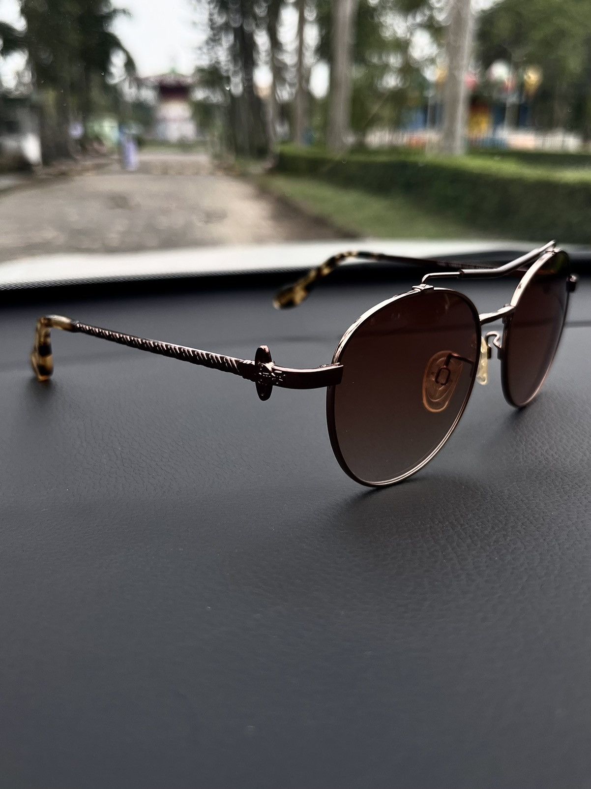 Vivienne Westwood Vivienne Westwood Sunglasses Size 32 - 2 Thumbnail