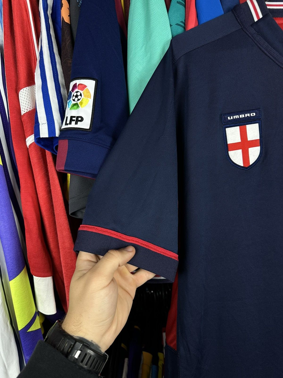 Umbro Umbro England 2002-2004 Away Shirt Football Soccer Jersey Size US XL / EU 56 / 4 - 11 Thumbnail