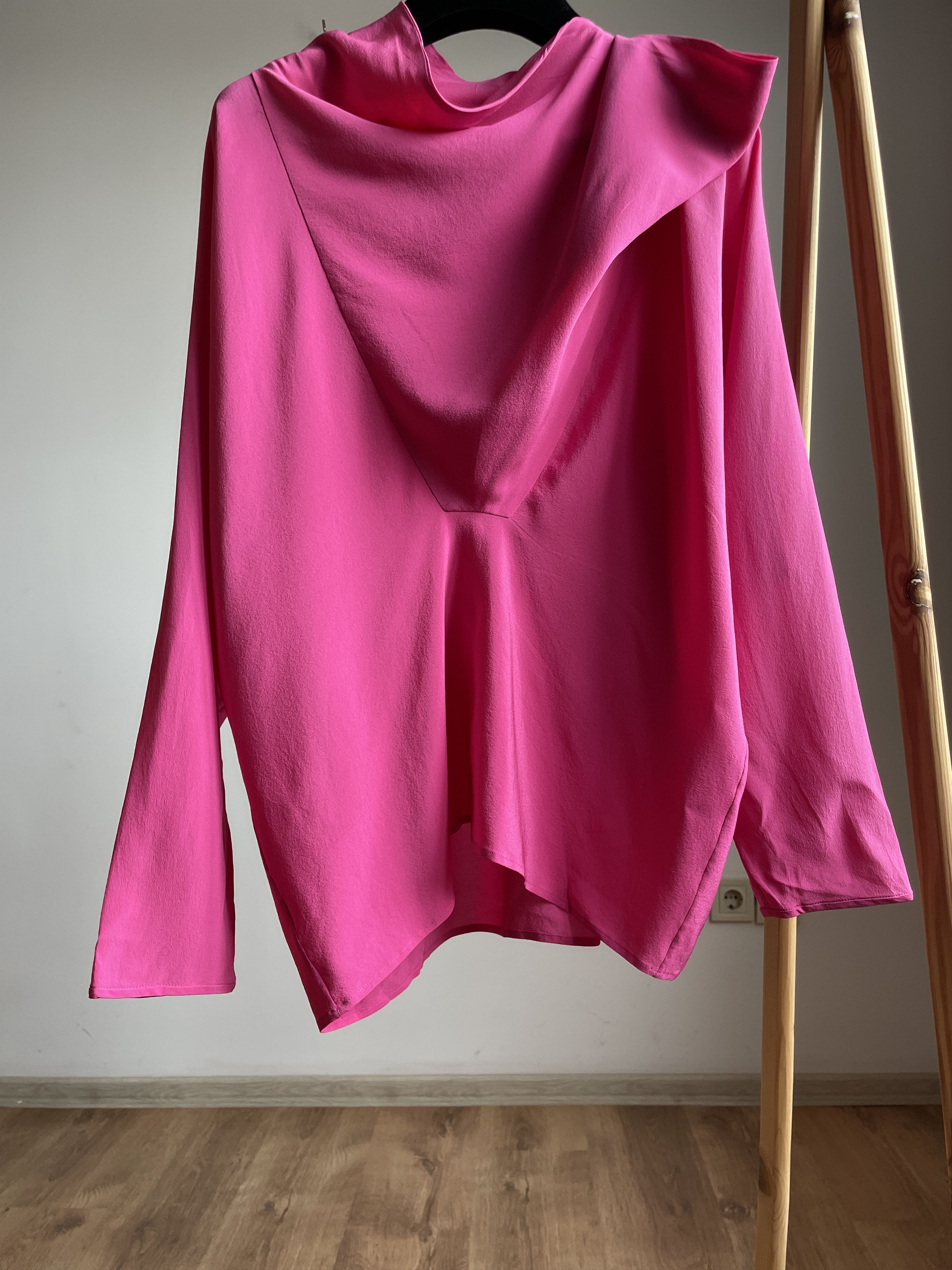 Etro Etro Waterfall Neck Silk Long Sleeve Blouse Size IT 44 Size M / US 6-8 / IT 42-44 - 5 Thumbnail