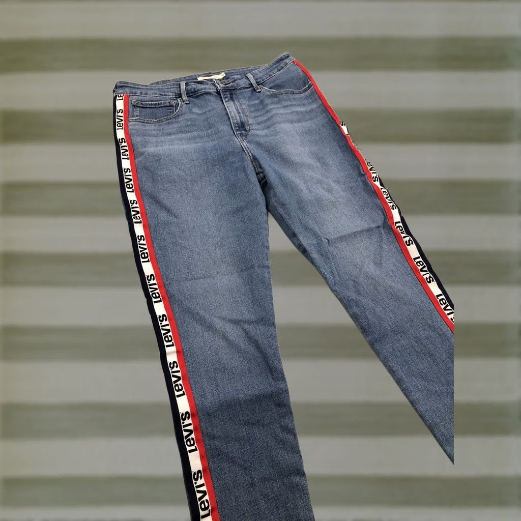 Levi's VINTAGE doesn't apply; Levi's 721 High Rise Skinny Jeans Womens 32 Medium Wash Denim 31W x 25L Size 24" / US 00 / IT 34 - 1 Thumbnail