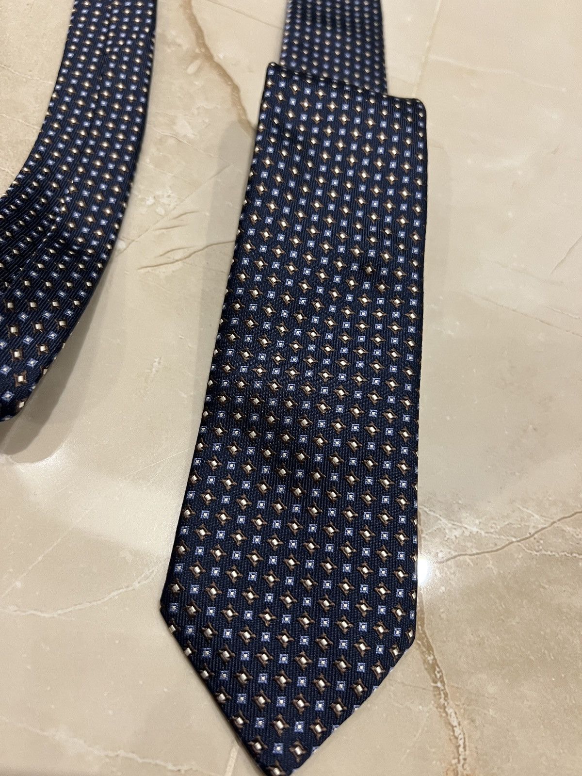 Vintage Vintage hugo boss tie with a cool design Size ONE SIZE - 5 Thumbnail