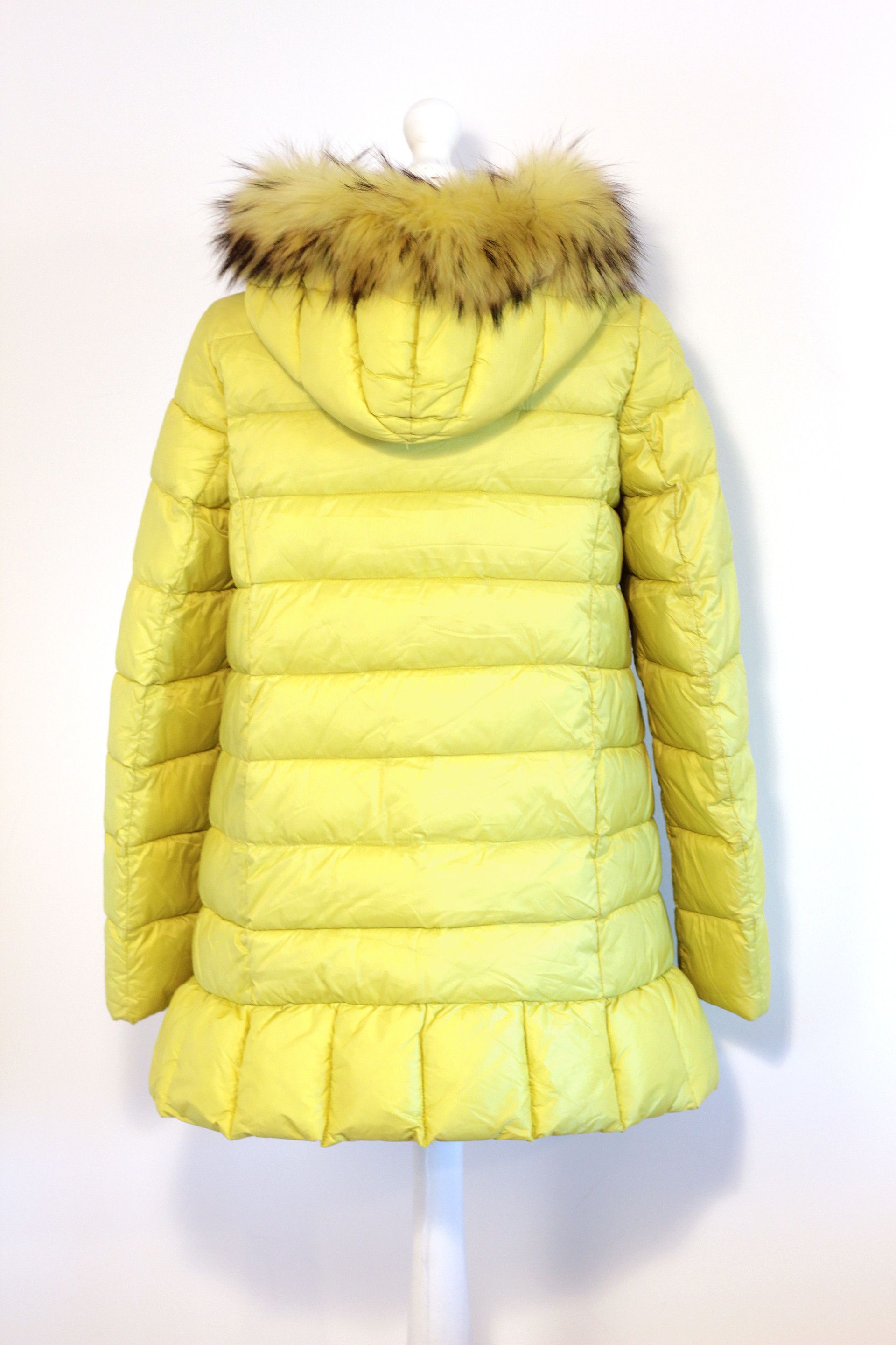 Other Pregio lime yellow puffer coat with real fur on the hood Size S / US 4 / IT 40 - 3 Thumbnail