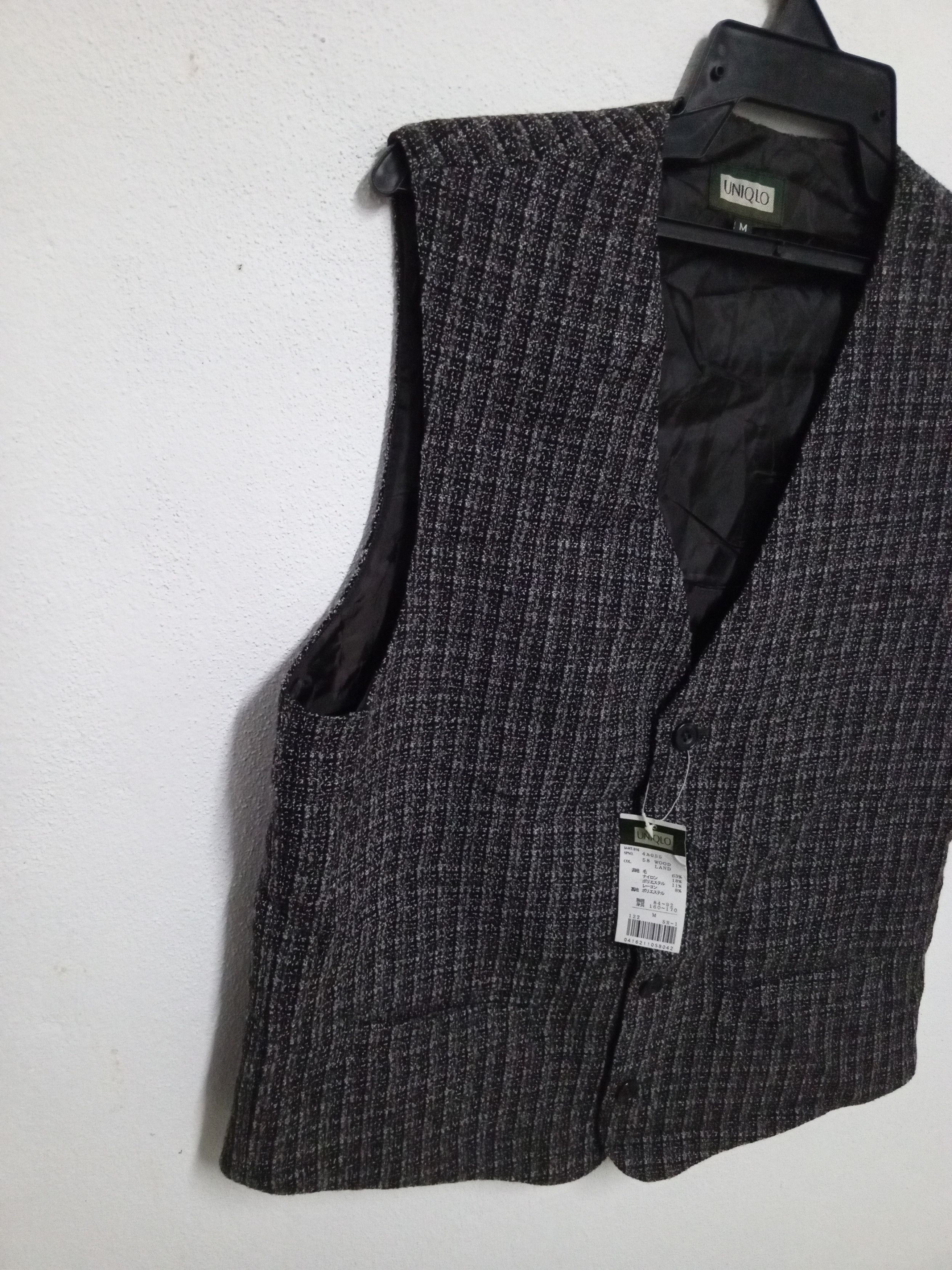 Uniqlo { VINTAGE UNIQLO VEST } Size US M / EU 48-50 / 2 - 2 Thumbnail