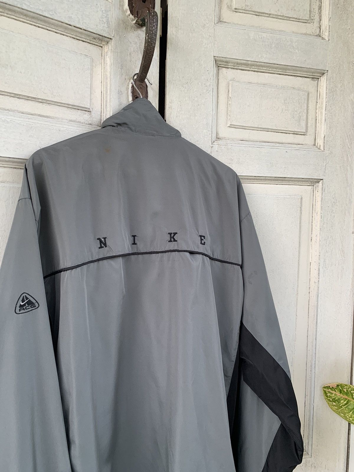 Nike ACG × Vintage Vintage Nike ACG Light windbreaker jacket Size US XL / EU 56 / 4 - 2 Thumbnail