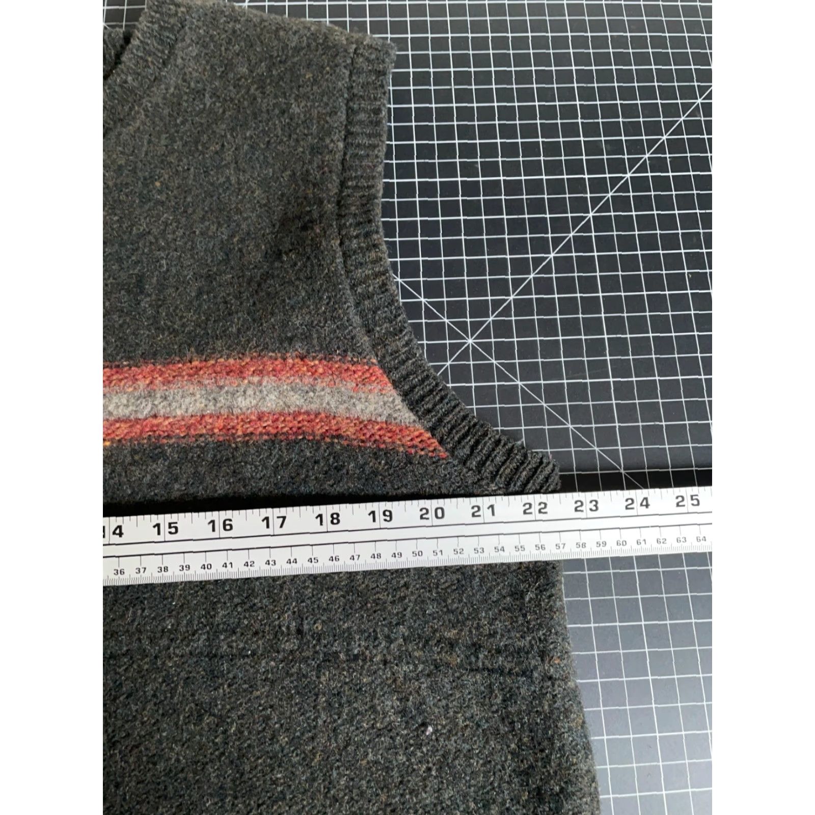 Olive VINTAGE Authentic Legend Wool Knit V-Neck Sweater Vest Adult Large Gray Olive Green Striped 90s Preppy Mens Size US L / EU 52-54 / 3 - 5 Thumbnail