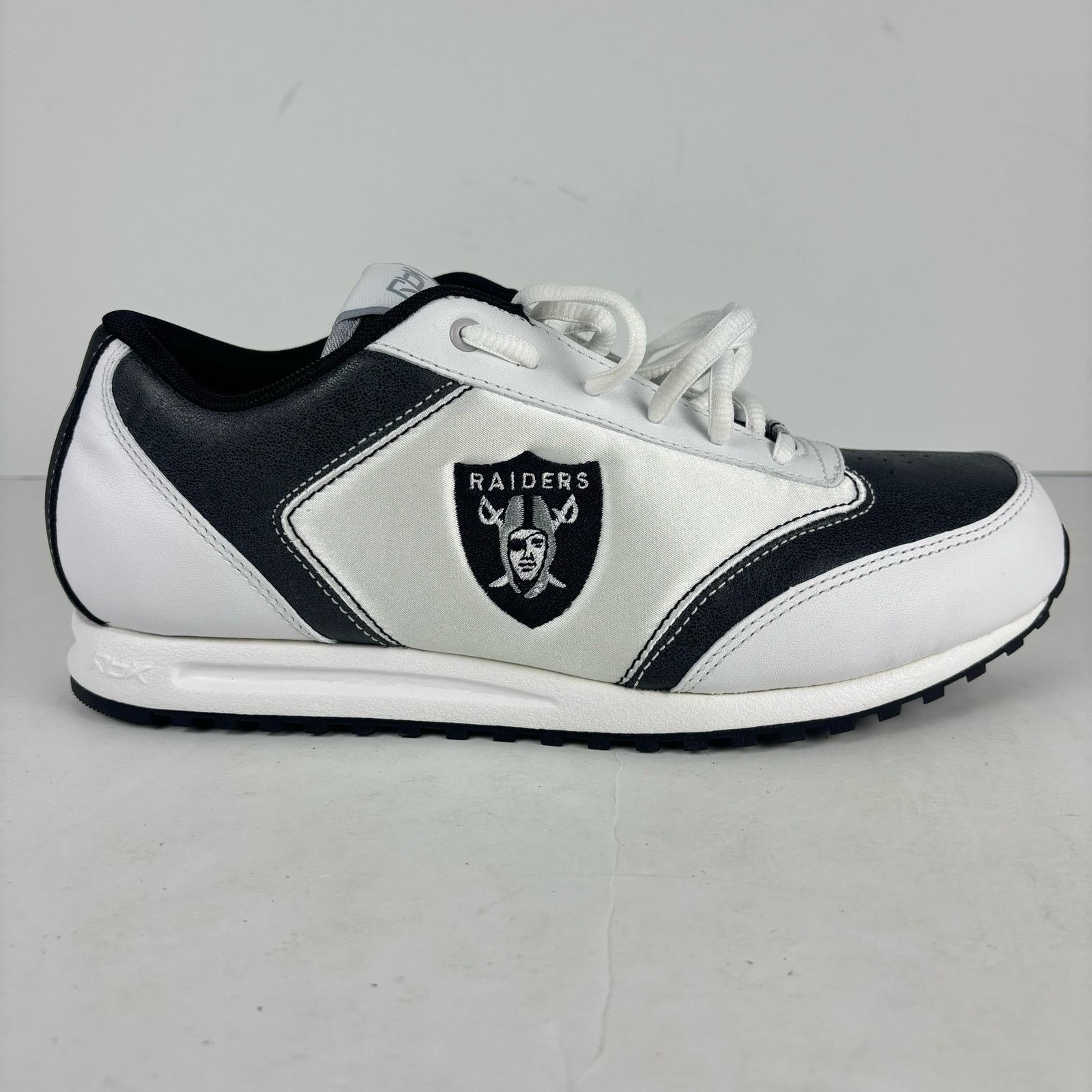 Reebok VTG Reebok NFL White Passion Women's 9.5 US Oakland Raiders Size US 9.5 / IT 39.5 - 1 Thumbnail