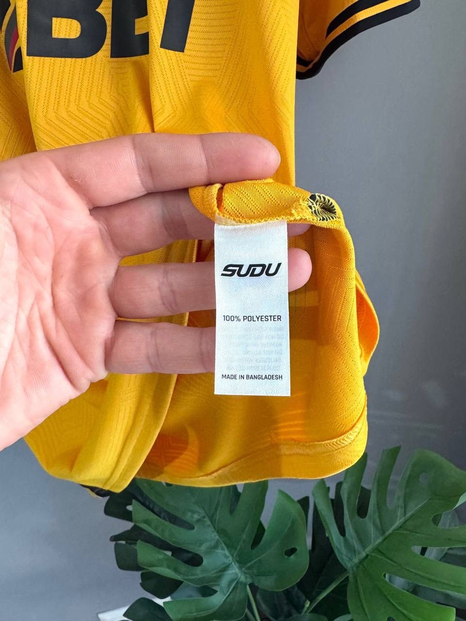 Other Sudu Wolverhampton Wanderers 2024/25 Home Soccer Jersey, L Size US L / EU 52-54 / 3 - 14 Thumbnail