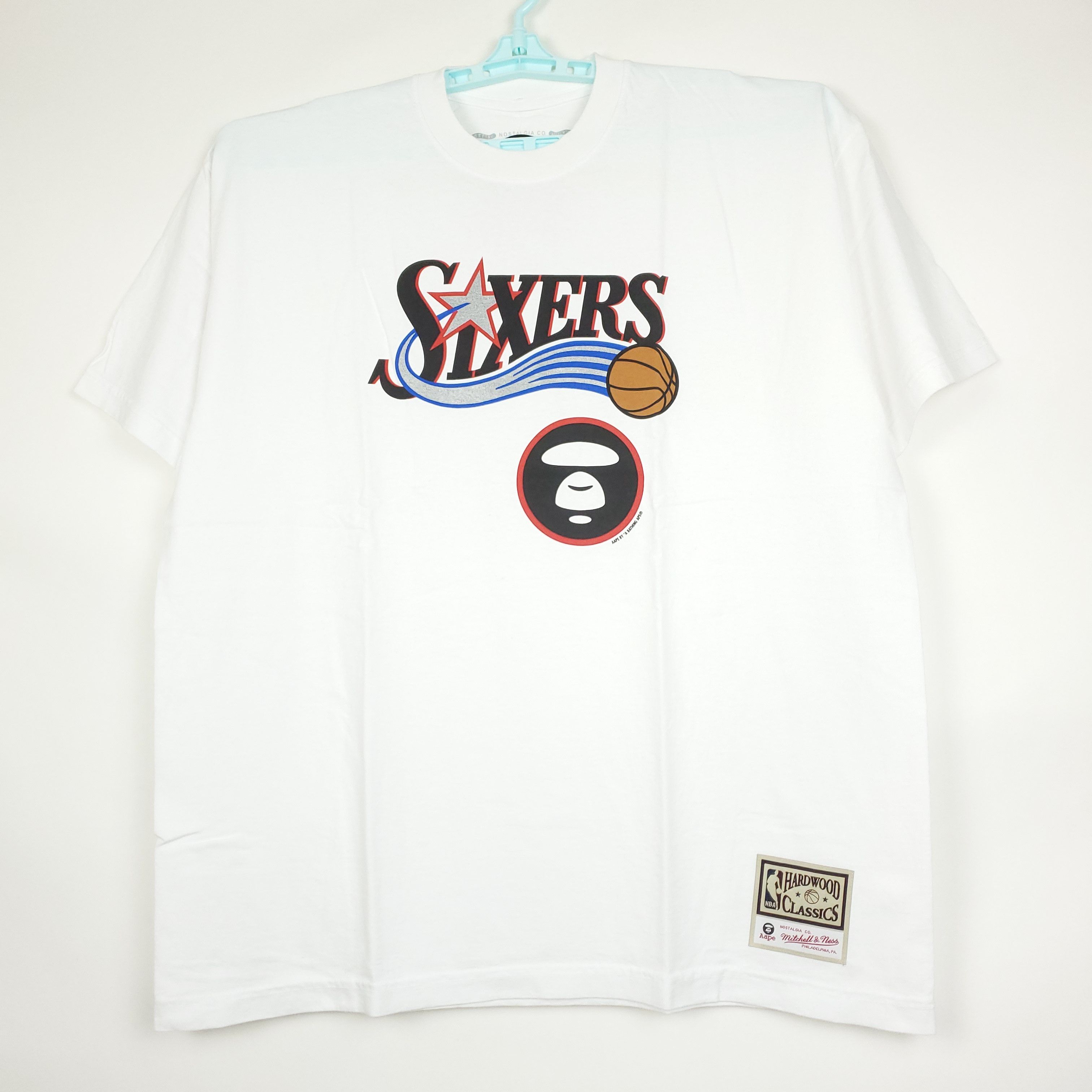 Aape Aape x Mitchell & Ness Philadelphia 76ers Tee Size US XL / EU 56 / 4 - 2 Thumbnail