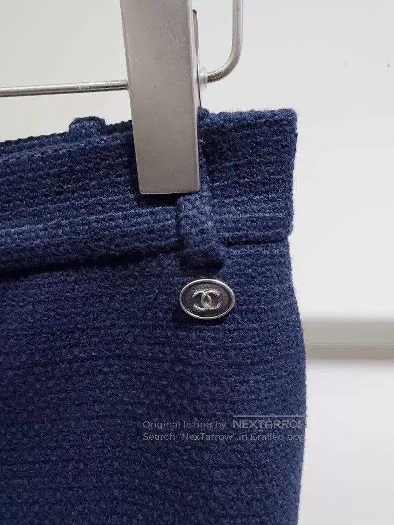 Chanel Chanel Blue trousers Size 42" / US 20 - 2 Thumbnail