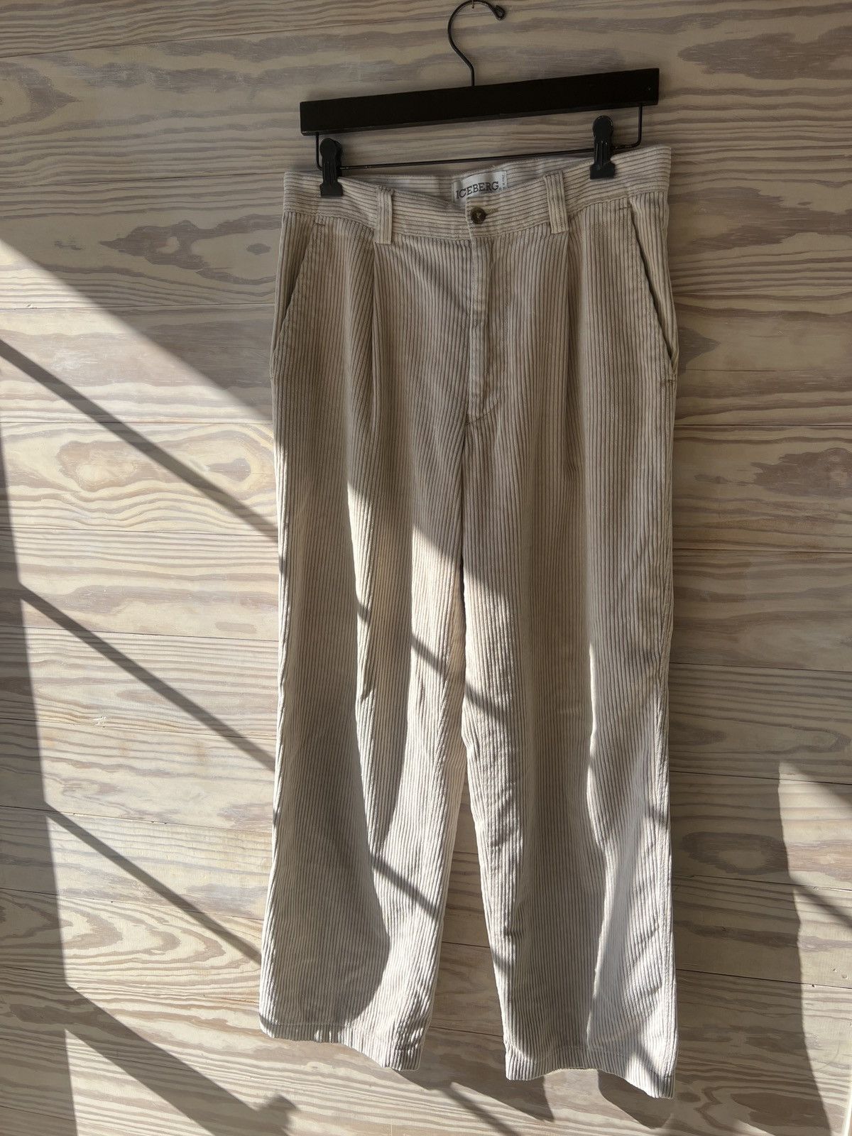 Image of Iceberg Cream Corduroy Vintage Baggy Pants, Men's (Size 31)