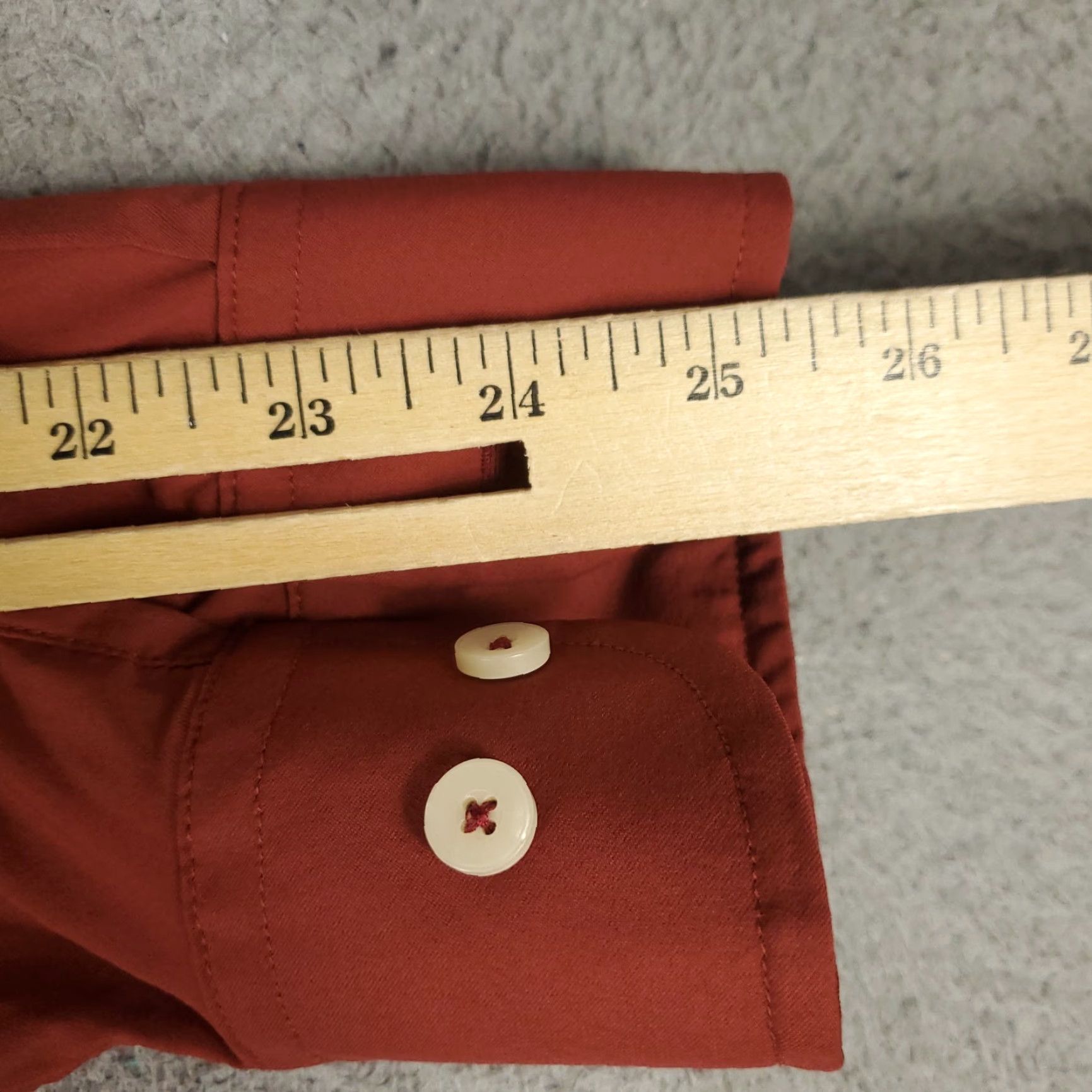 UNTUCKit UNTUCKit Shirt Mens XL Rust Nylon Stretch Button Up Long Sleeve Solid Casual Vacation Classics Mens XL Red Nylon Stretch Button-Up Shirt Size US XL / EU 56 / 4 - 6 Thumbnail