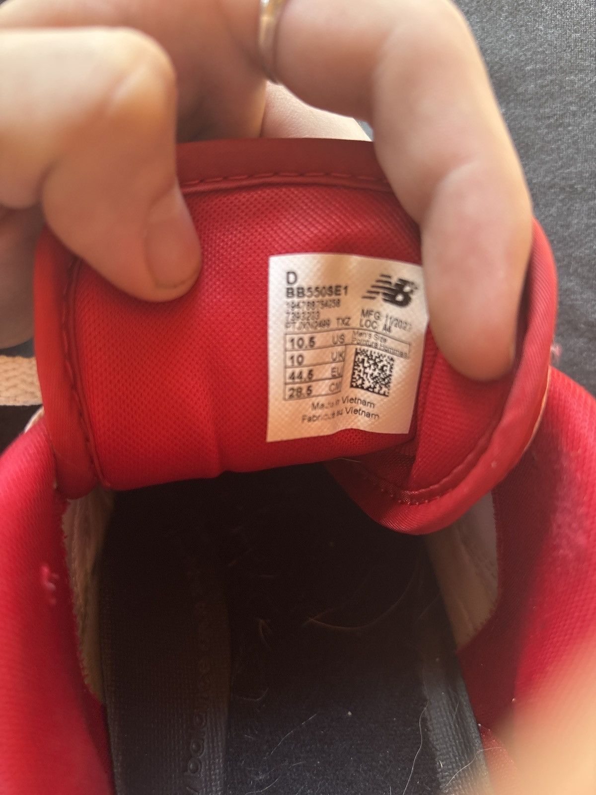 New Balance red/white new balance 550 Size US 10.5 / EU 43-44 - 6 Thumbnail