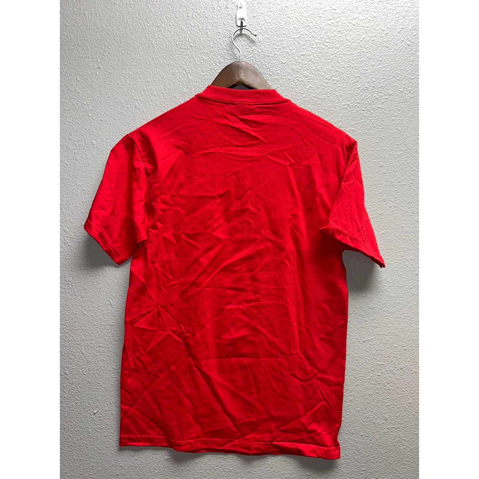 Hanes Vintage Shawnee Shirt Pennsylvania Poconos Mountains Red 90s Size US S / EU 44-46 / 1 - 5 Thumbnail