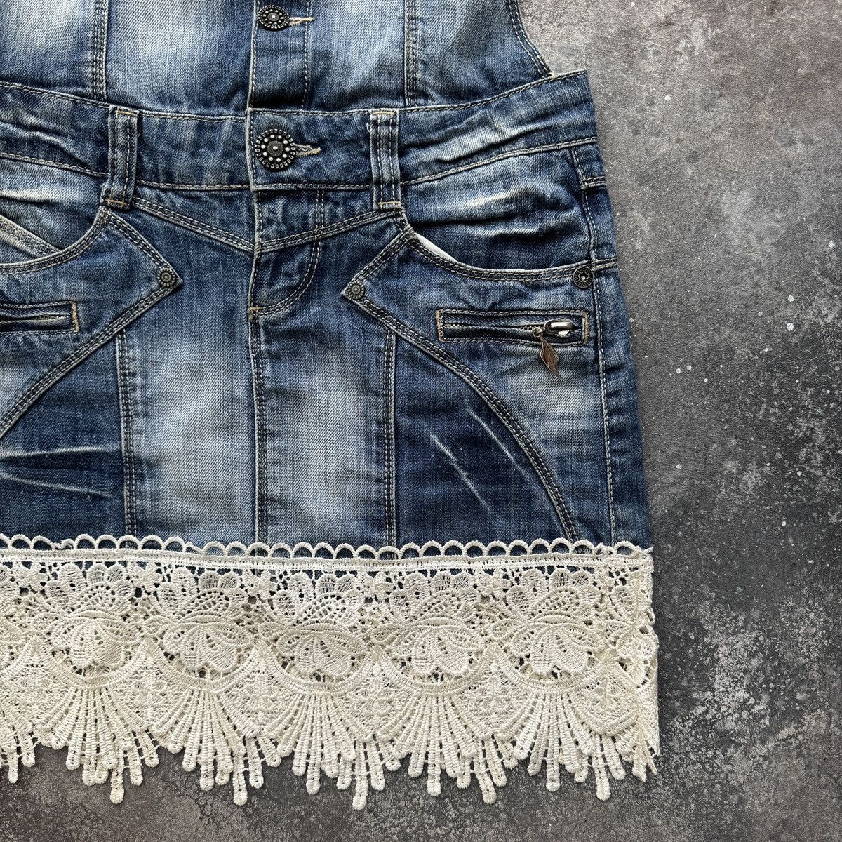 Roberto Cavalli Just Cavalli Vintage Y2K Lace Denim Overall Mini Dress Size M / US 6-8 / IT 42-44 - 6 Thumbnail