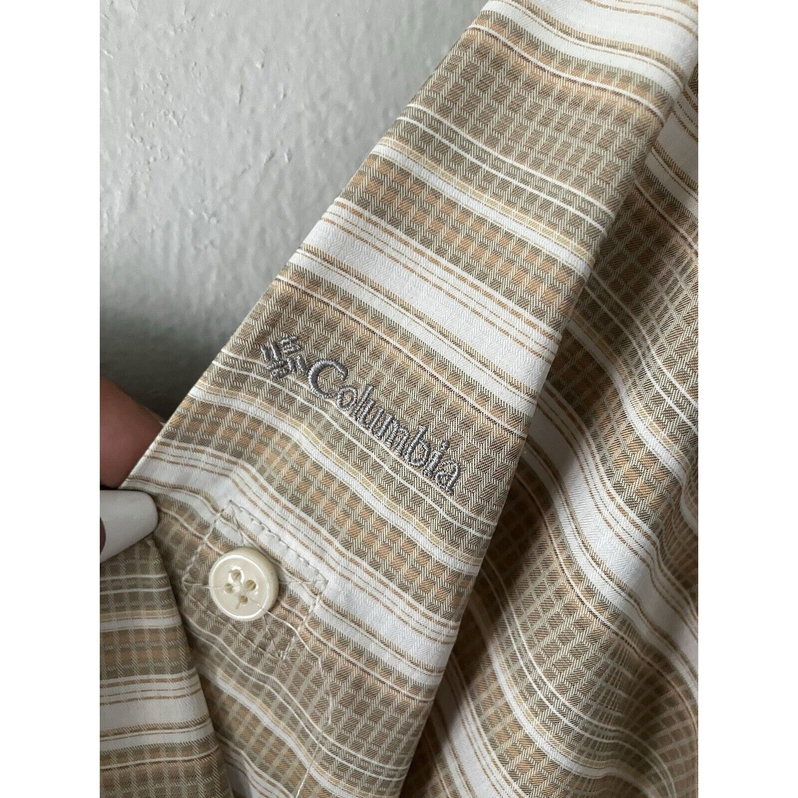 Columbia Columbia Button Up Shirt Women's Med Beige white Long Sleeve Size M / US 6-8 / IT 42-44 - 6 Thumbnail
