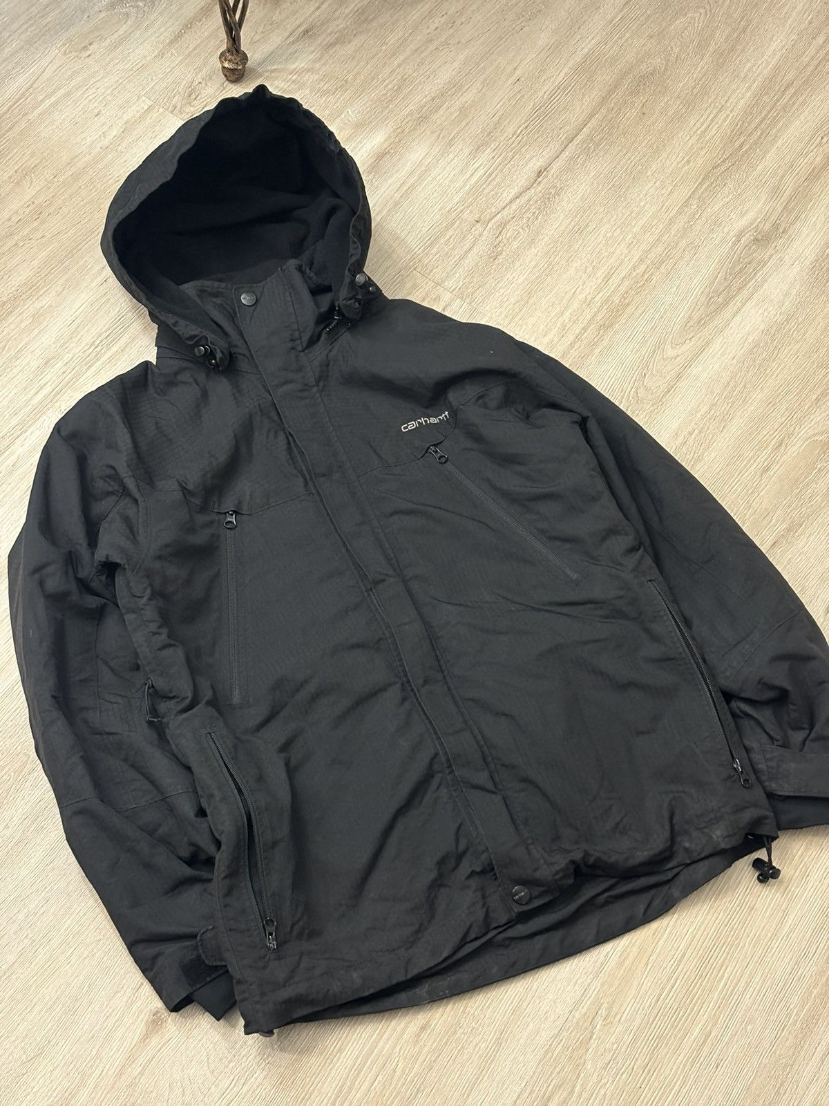 ✓CARHARTT FELLOW JACKET ?