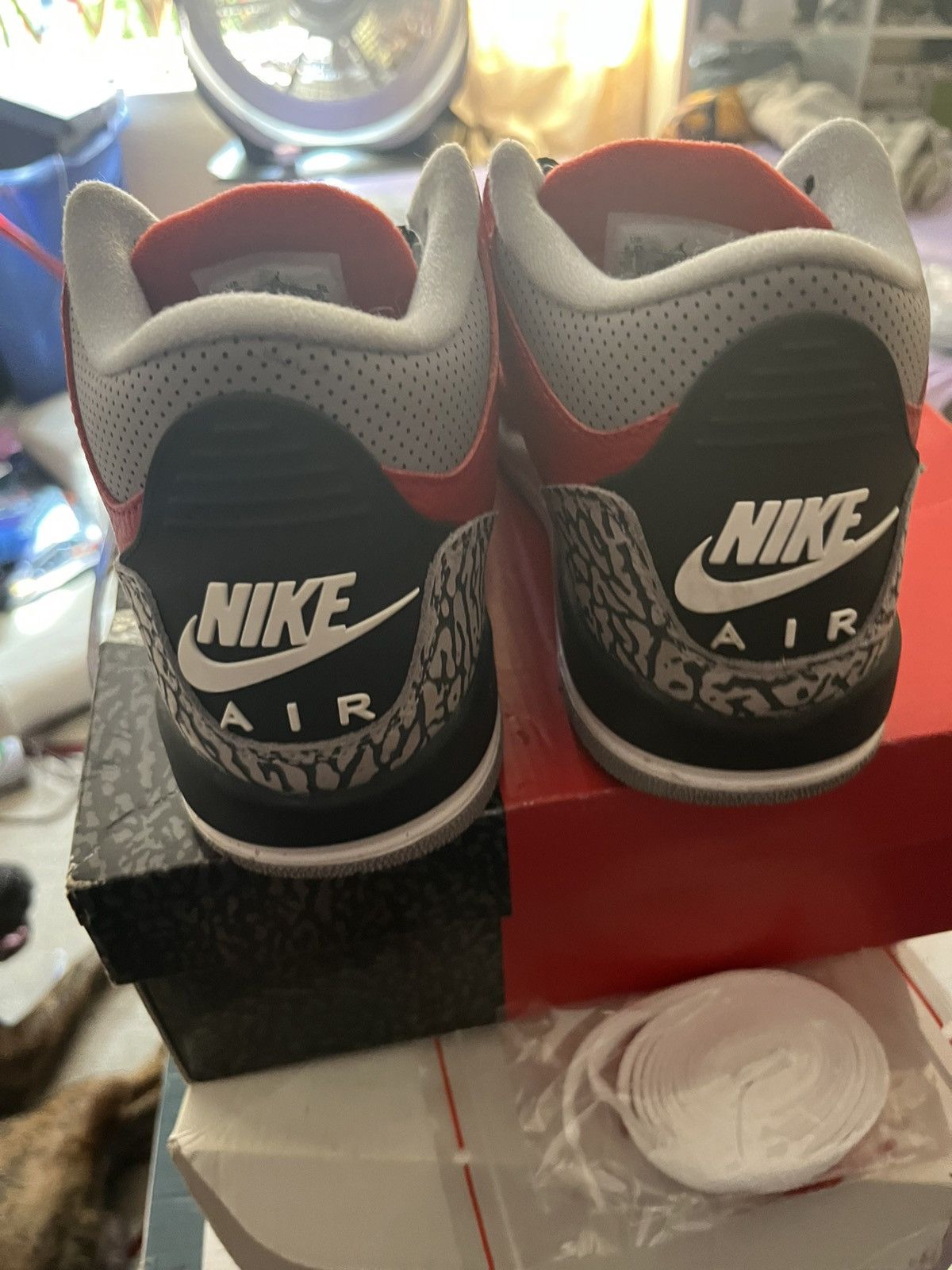 Jordan Brand Jordan 3 SE Unite Size US 6.5 / EU 39-40 - 5 Thumbnail