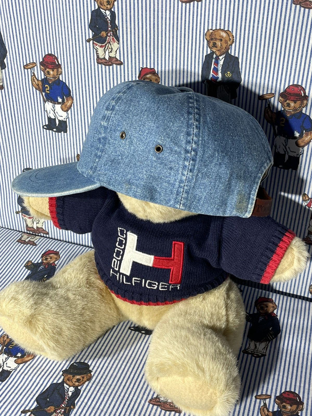 Tommy Hilfiger × Vintage Cap Tommy Hilfiger Lion Crest Denim OG Vintage 90’s Size ONE SIZE - 9 Thumbnail