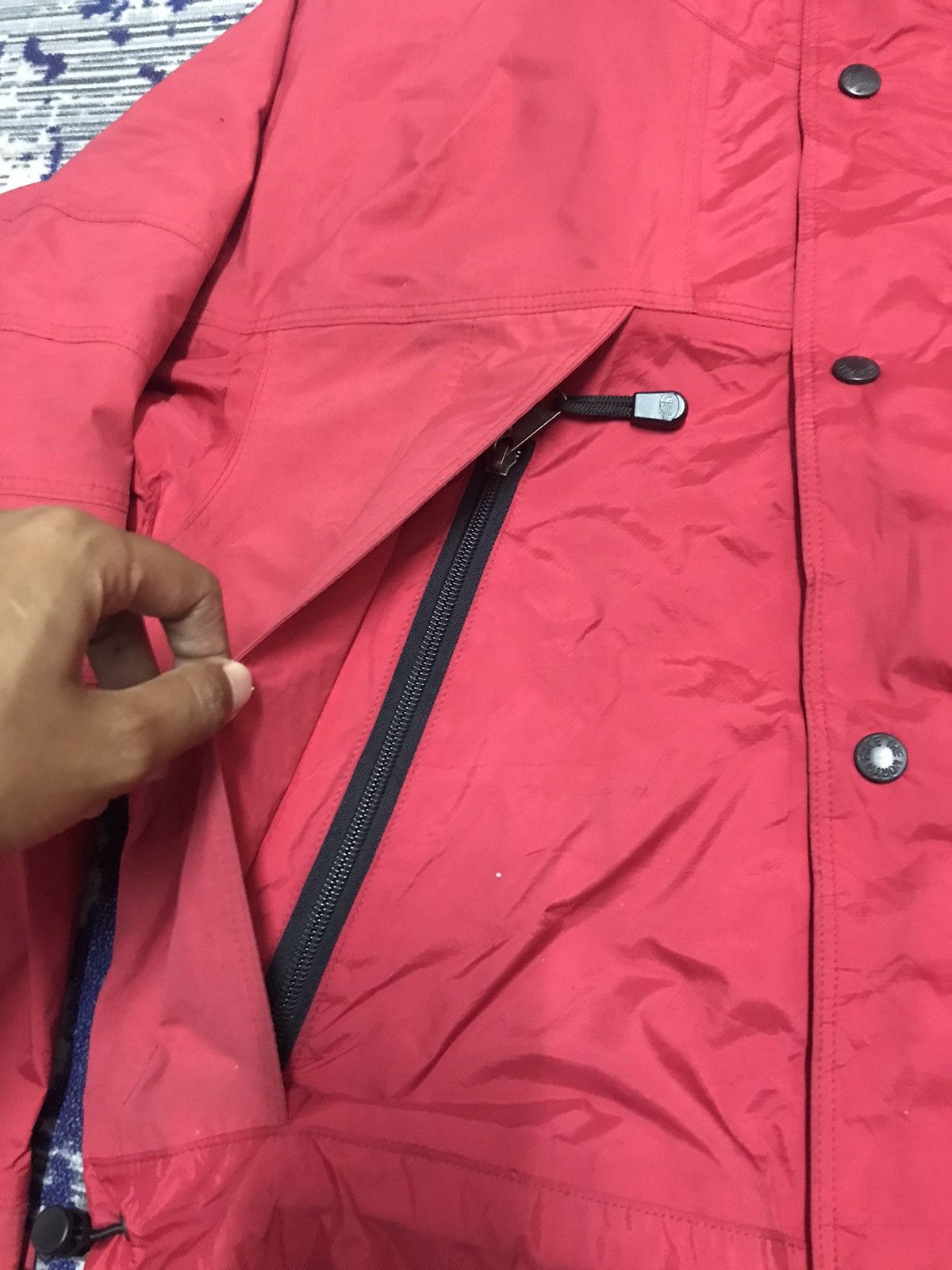 Goretex THE NORTH FACE pocket table windbreaker Size US L / EU 52-54 / 3 - 6 Thumbnail