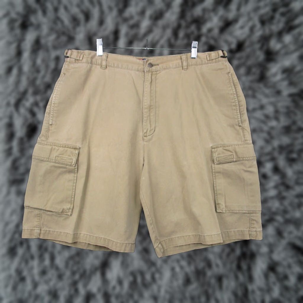 Chaps Vintage Chaps Ralph Lauren Cargo Shorts Mens 38 Khaki Flat Front Size US 38 / EU 54 - 1 Thumbnail