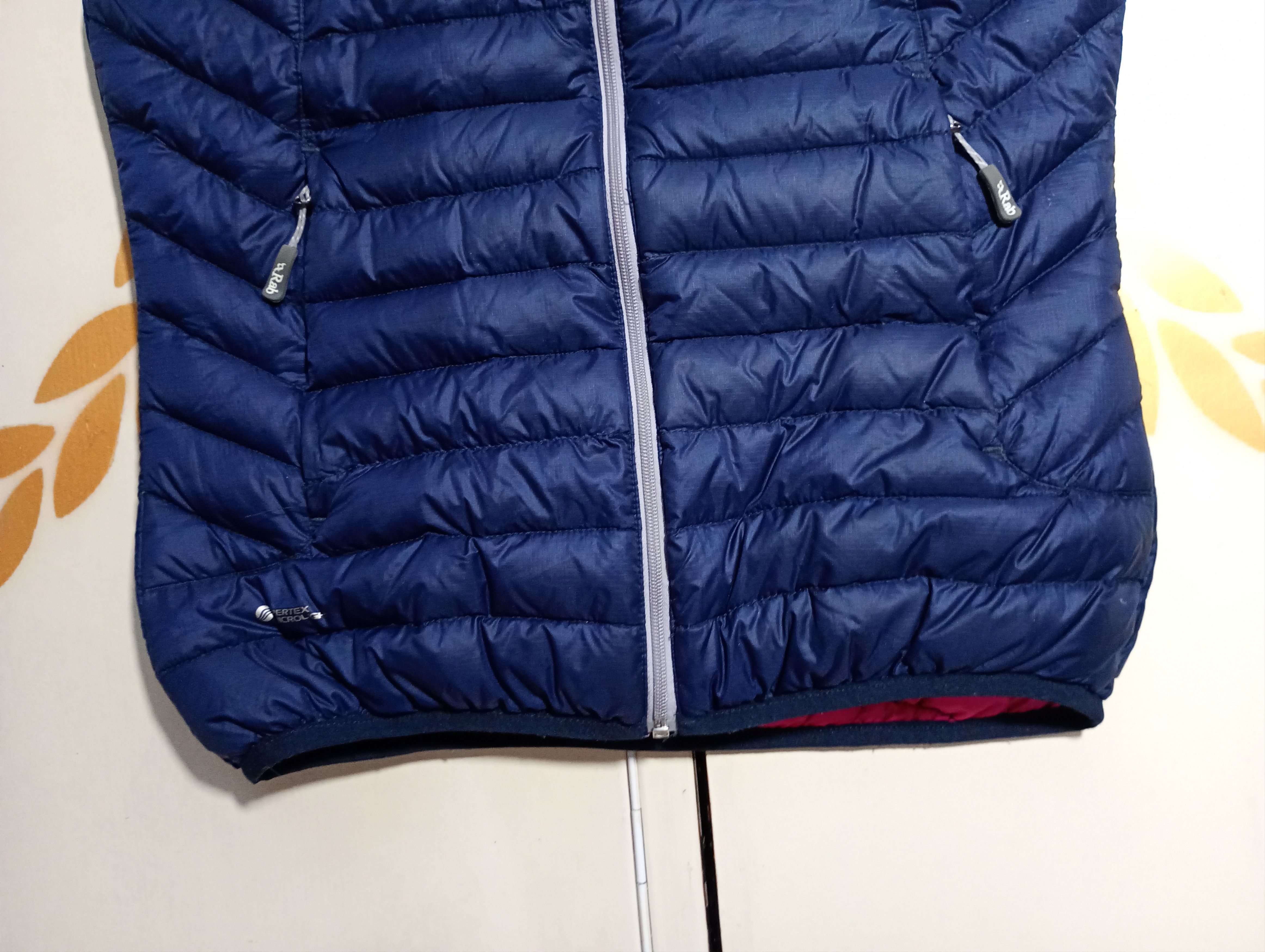 Rab Rab Wmn's Microlight Vest Size S / US 4 / IT 40 - 3 Thumbnail