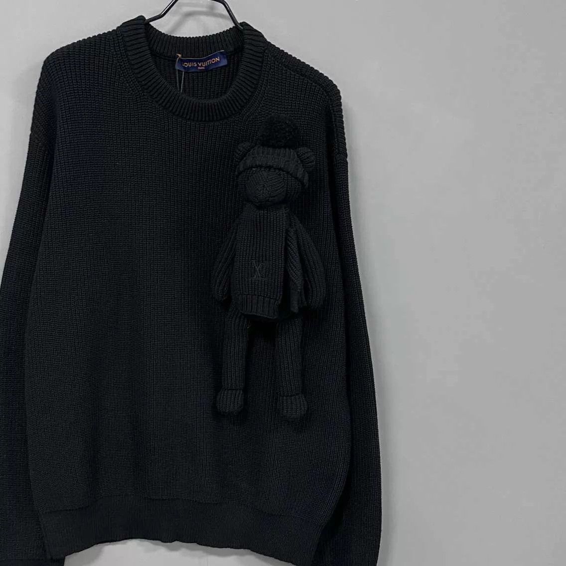 Louis Vuitton LV teddy bear sweater M 99 new Size US M / EU 48-50 / 2 - 1 Thumbnail