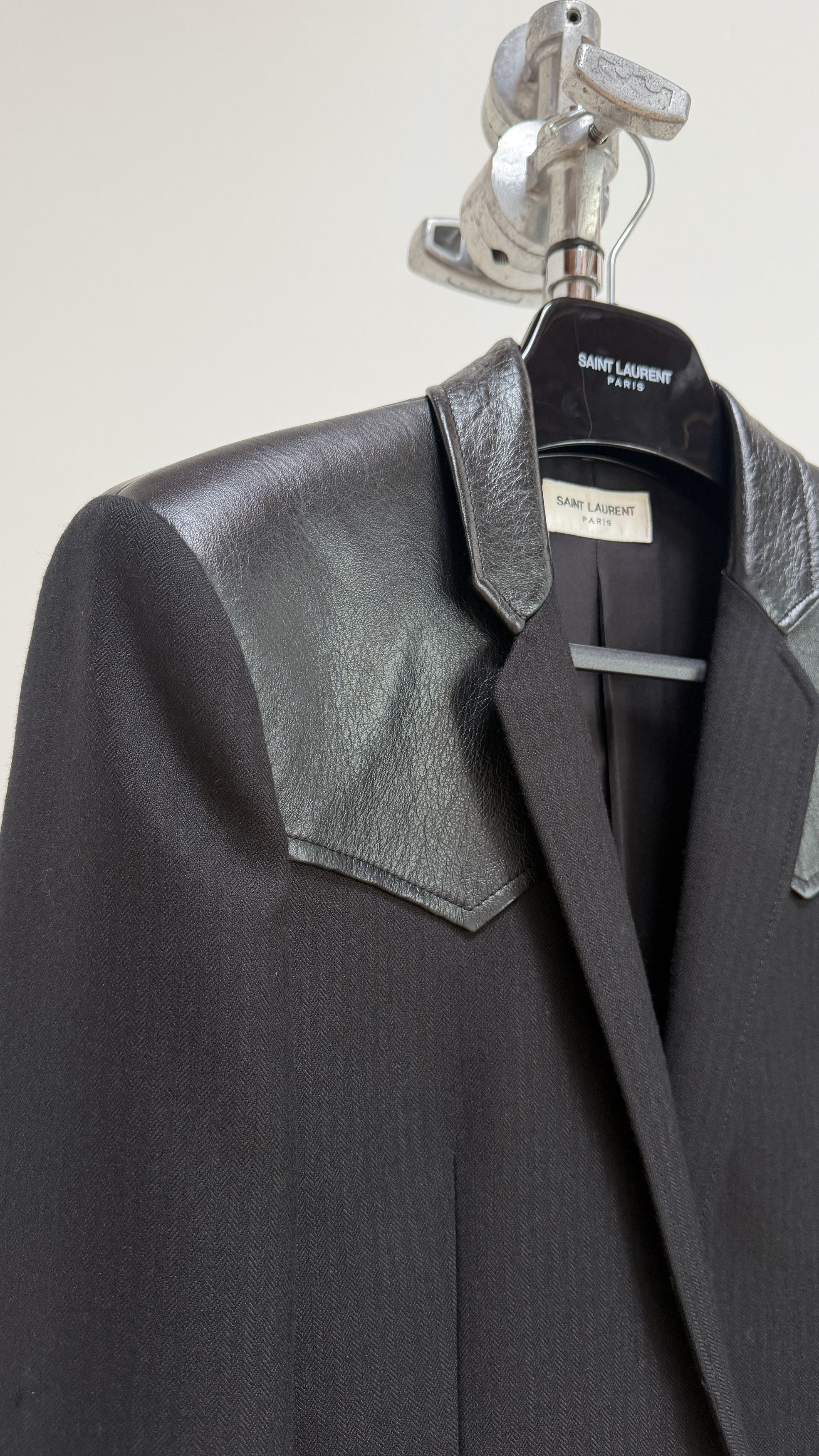Saint Laurent Paris Saint Laurent SS19 Runway leather shoulder blazer Size 46R - 4 Thumbnail