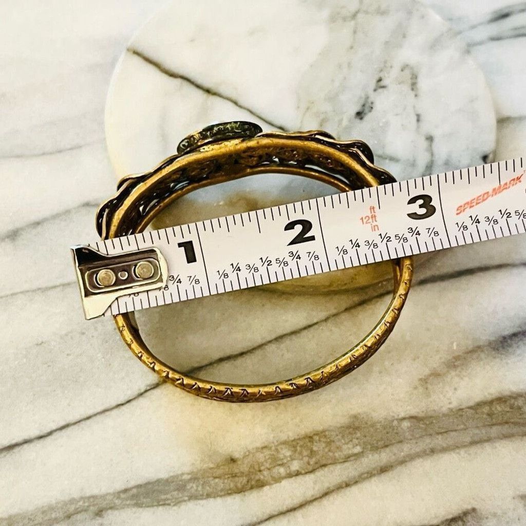 Vintage Antique Filigree Hinged Bangle Bracelet Dark Gold Size ONE SIZE - 8 Thumbnail